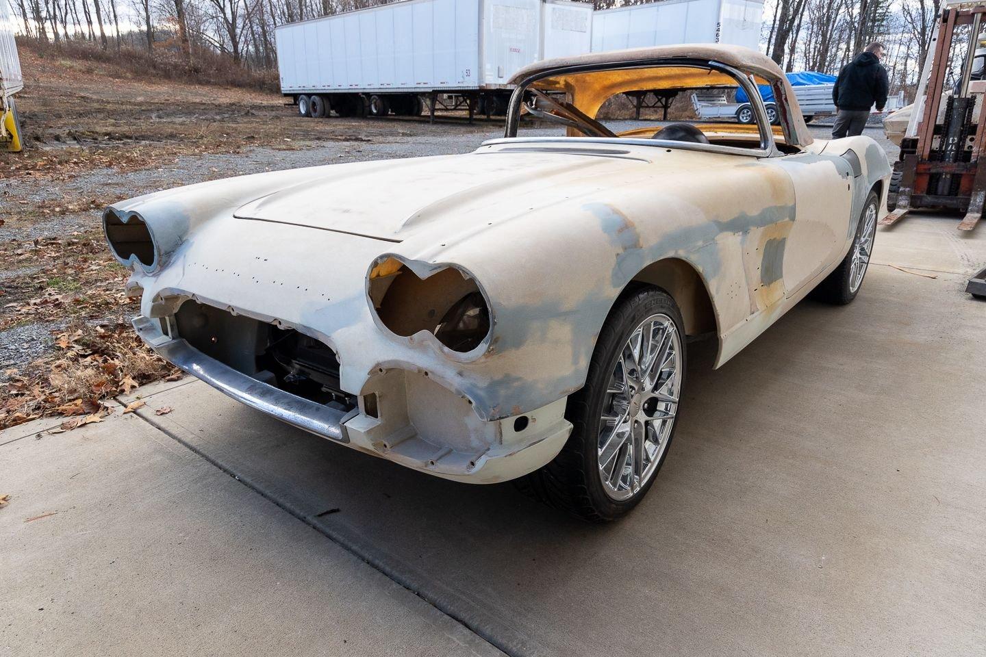 1961 Chevrolet Corvette 13