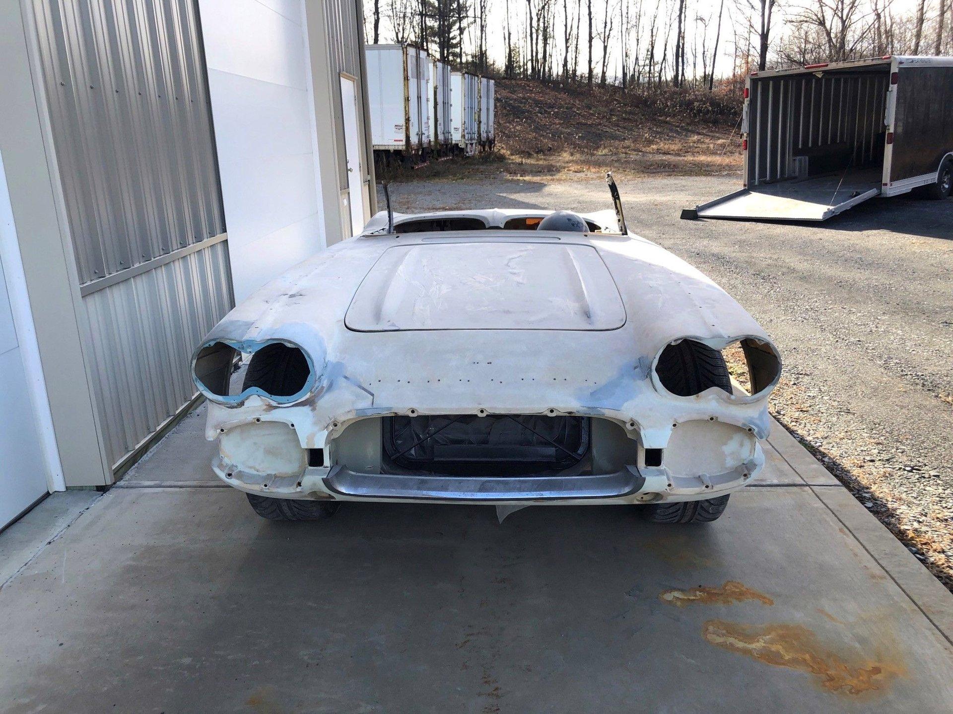 1961 Chevrolet Corvette 19