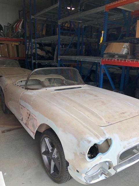 1961 Chevrolet Corvette 28