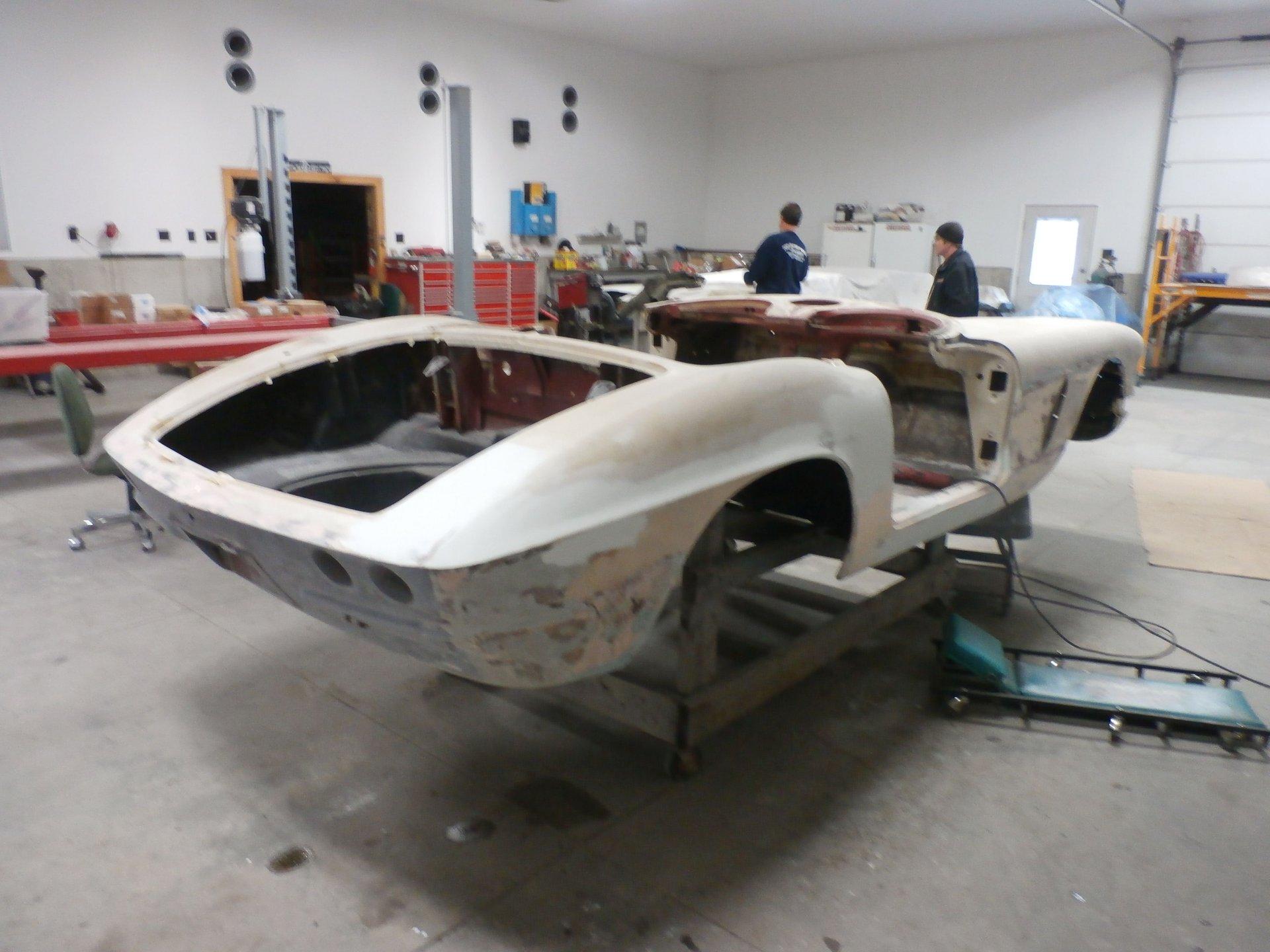 1961 Chevrolet Corvette 3