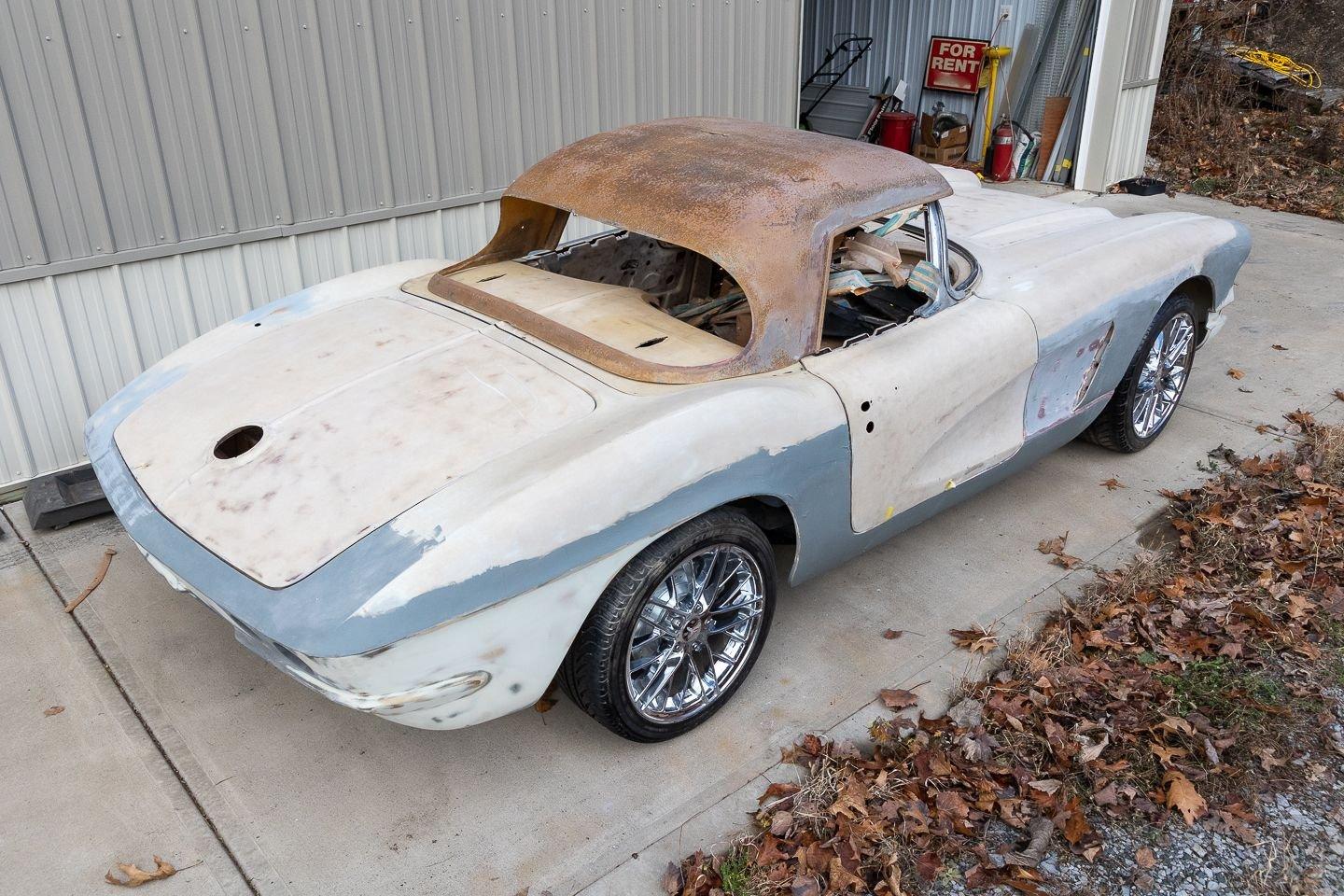 1961 Chevrolet Corvette 47