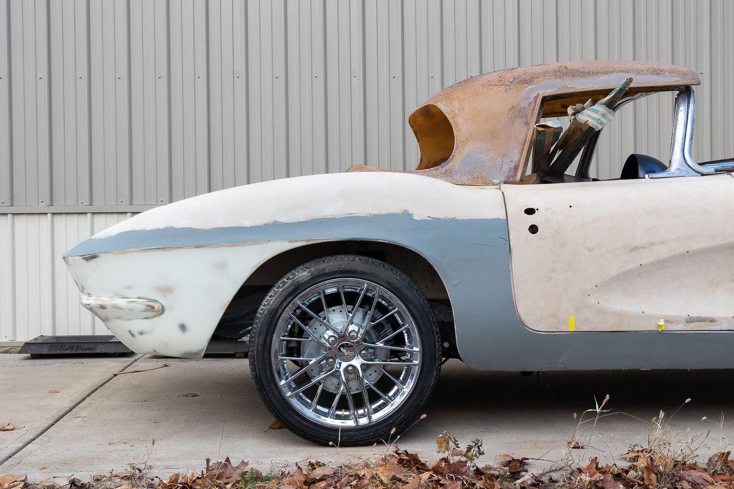 1961 Chevrolet Corvette 48