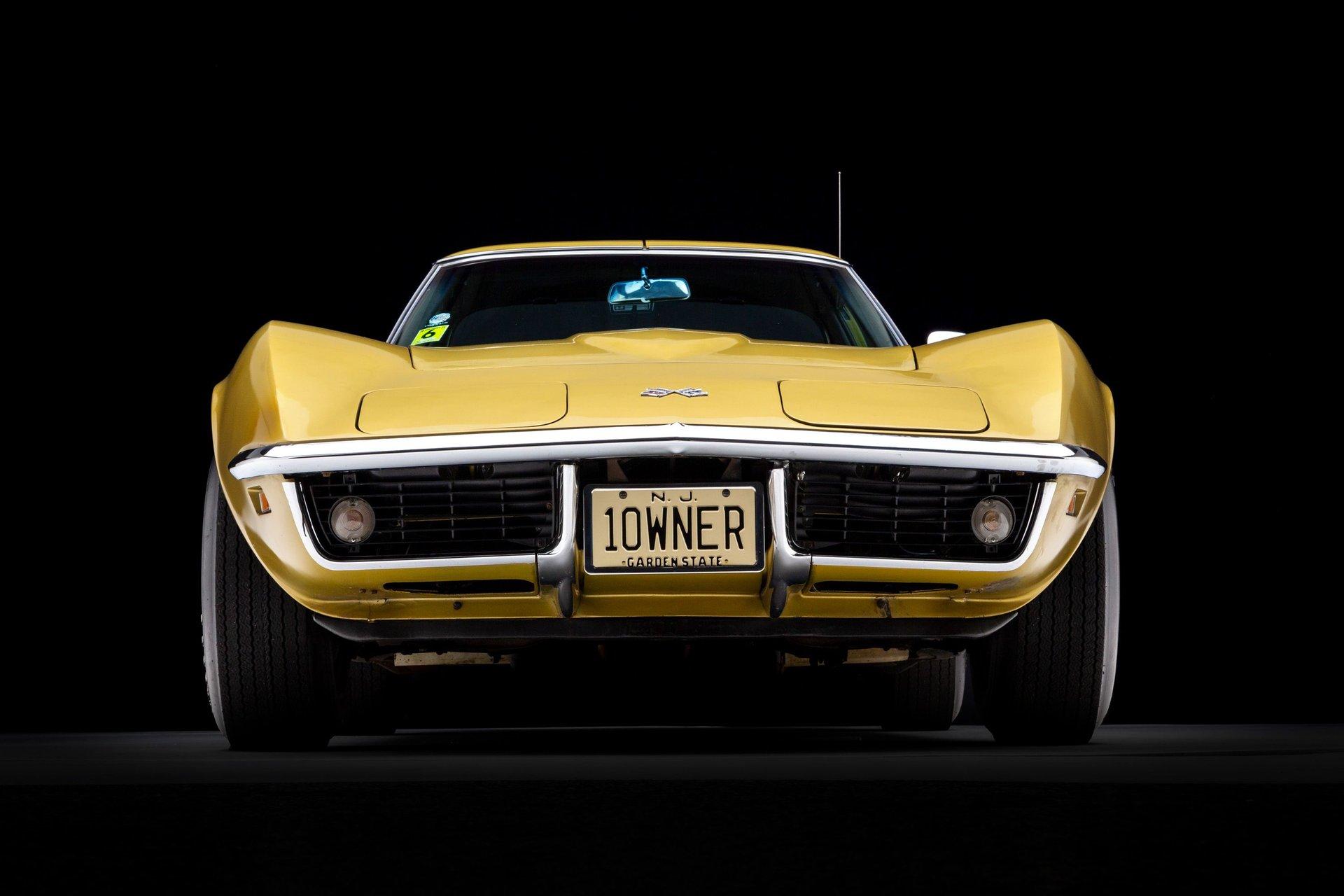 1969 Chevrolet Corvette 18