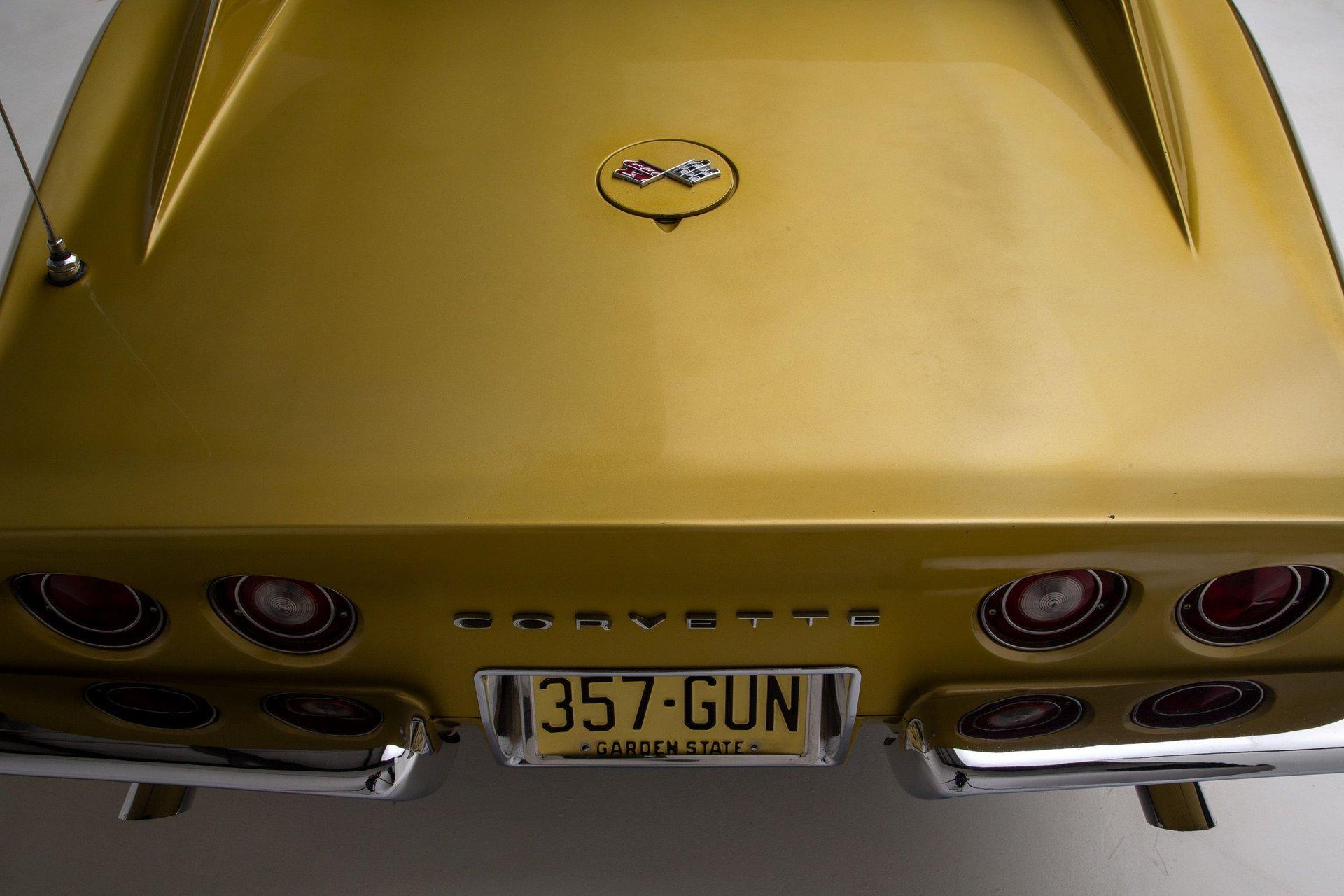 1969 Chevrolet Corvette 28