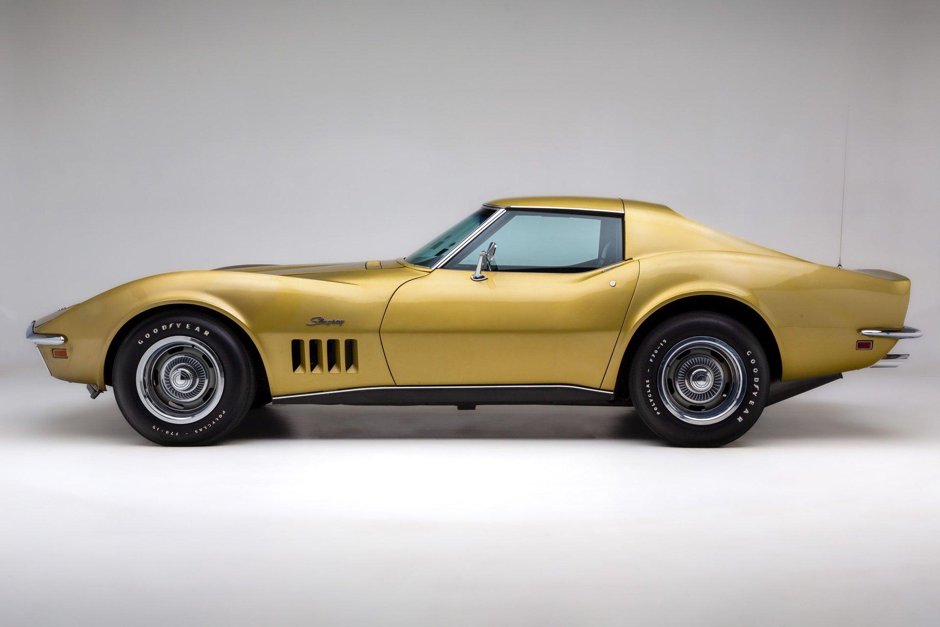1969 Chevrolet Corvette 32