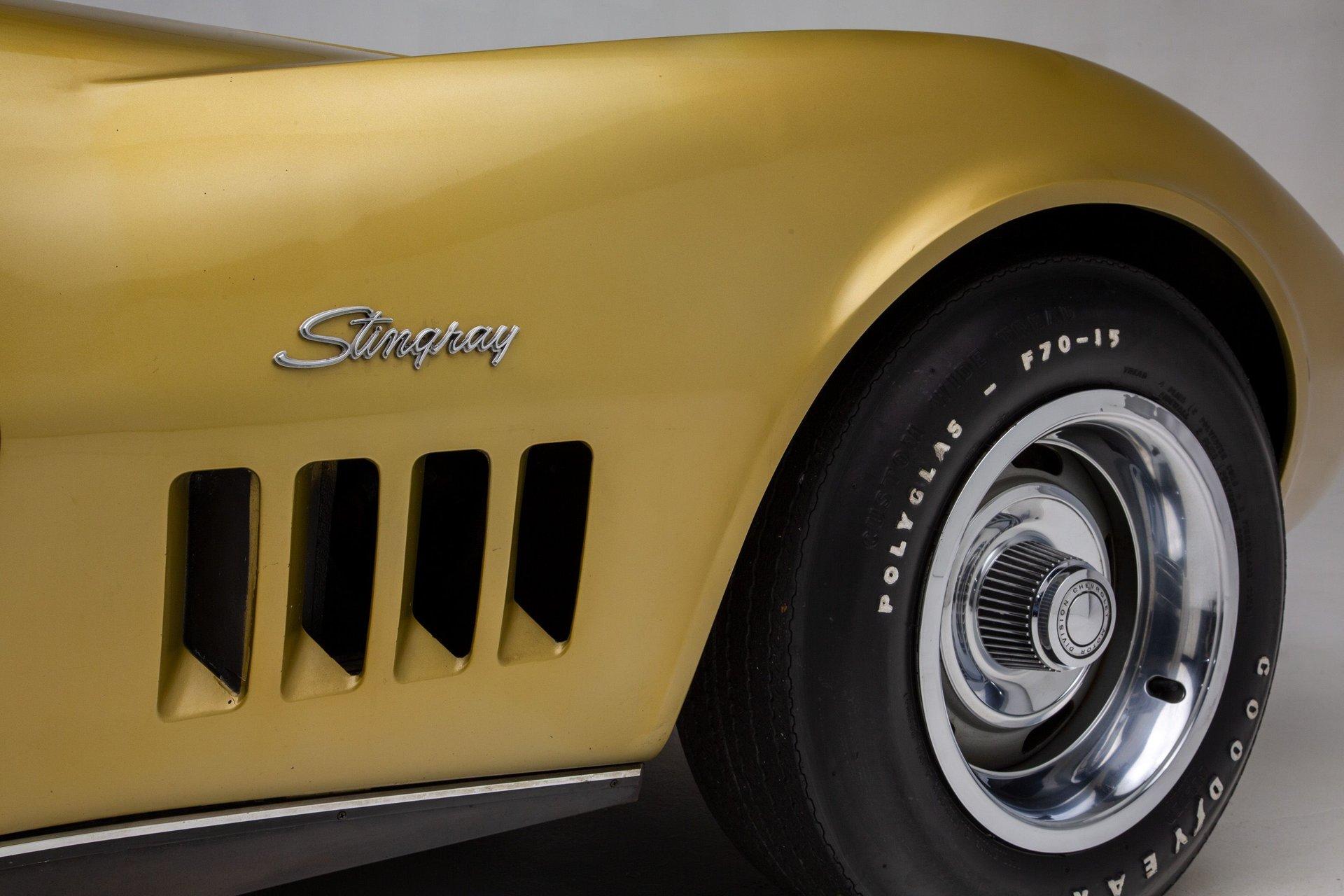 1969 Chevrolet Corvette 54