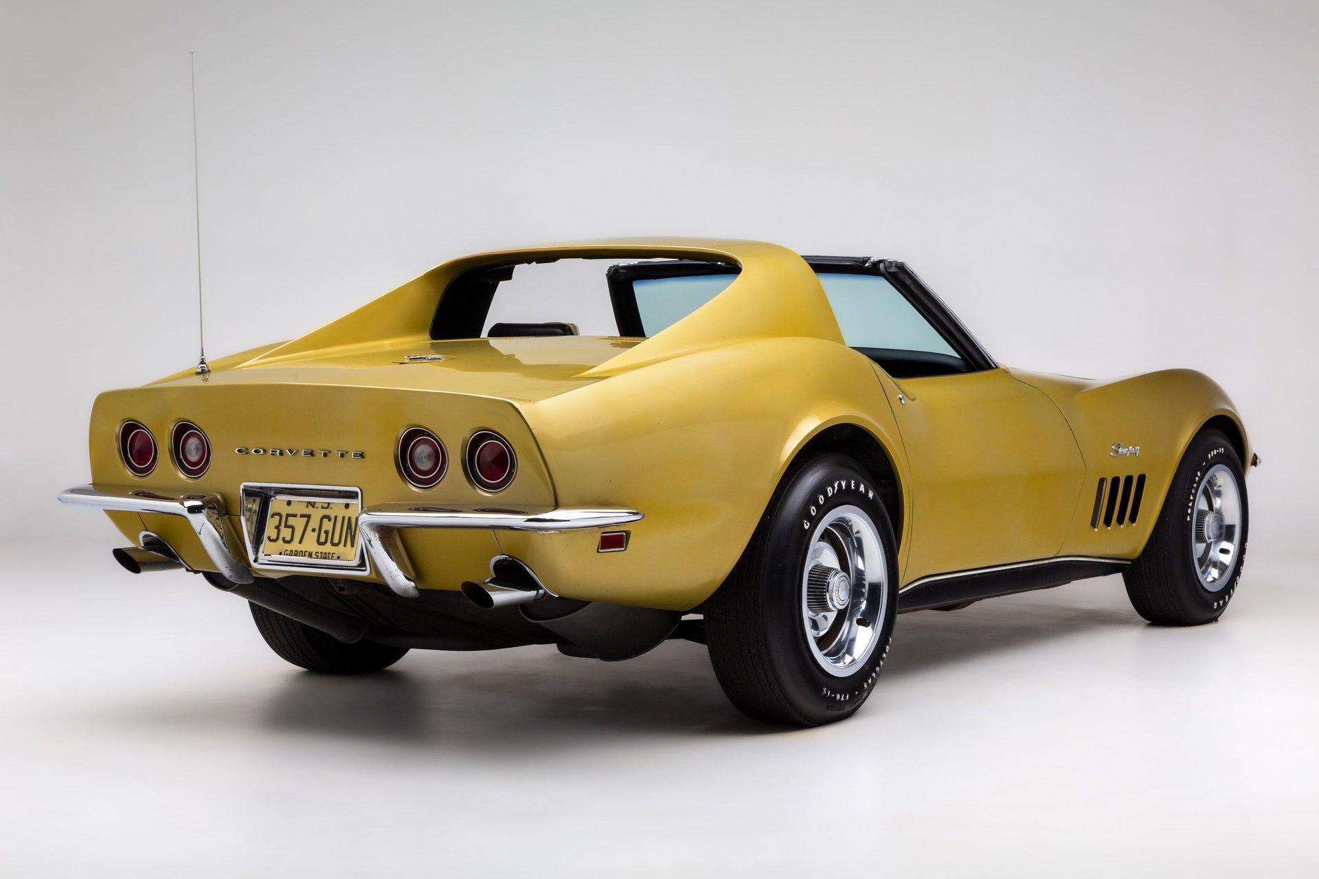 1969 Chevrolet Corvette 9