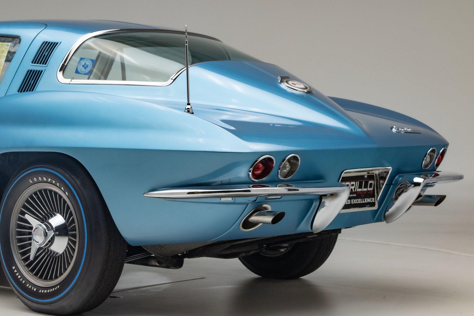 1965 Chevrolet Corvette 12