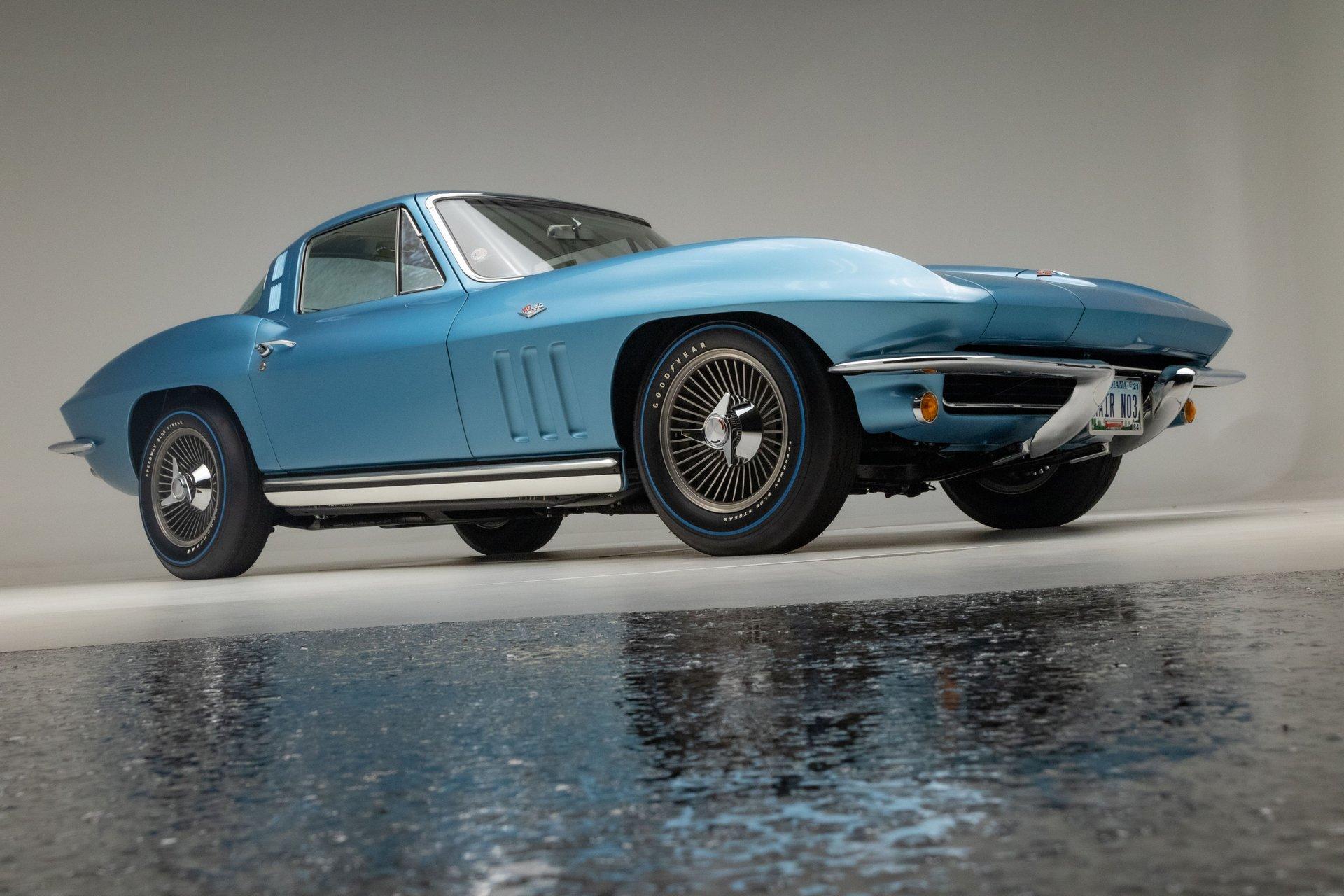 1965 Chevrolet Corvette 13
