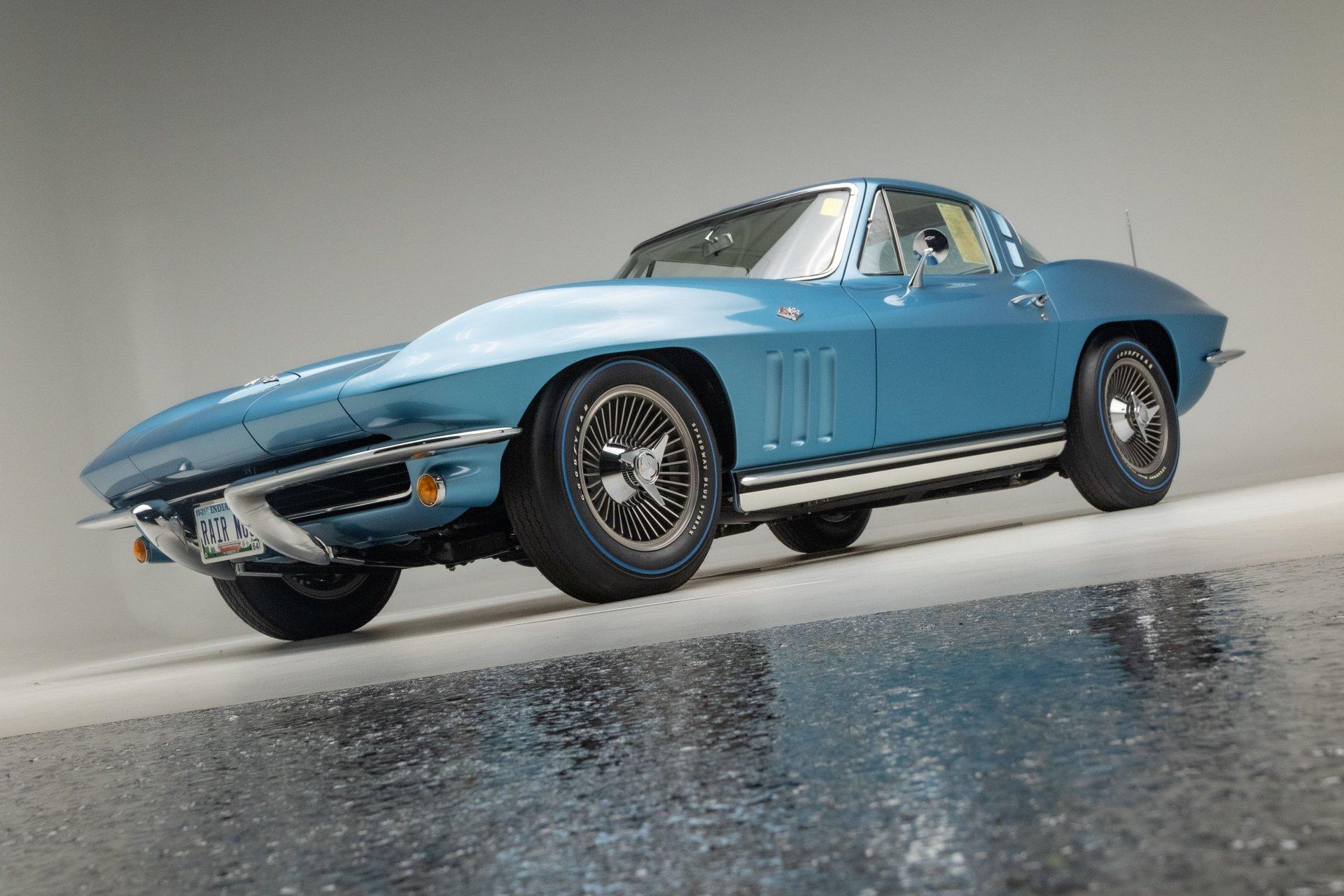 1965 Chevrolet Corvette 20