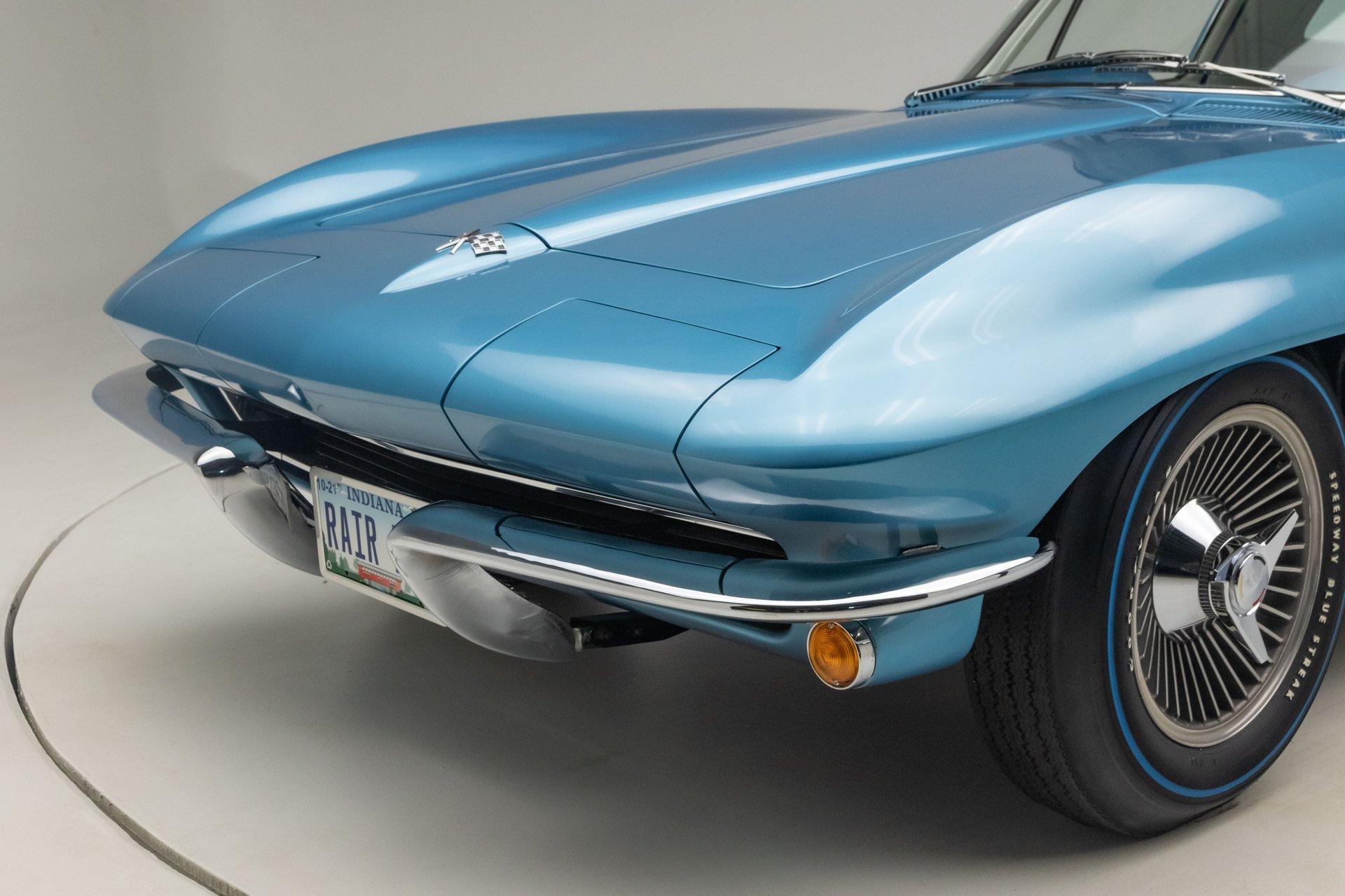 1965 Chevrolet Corvette 22