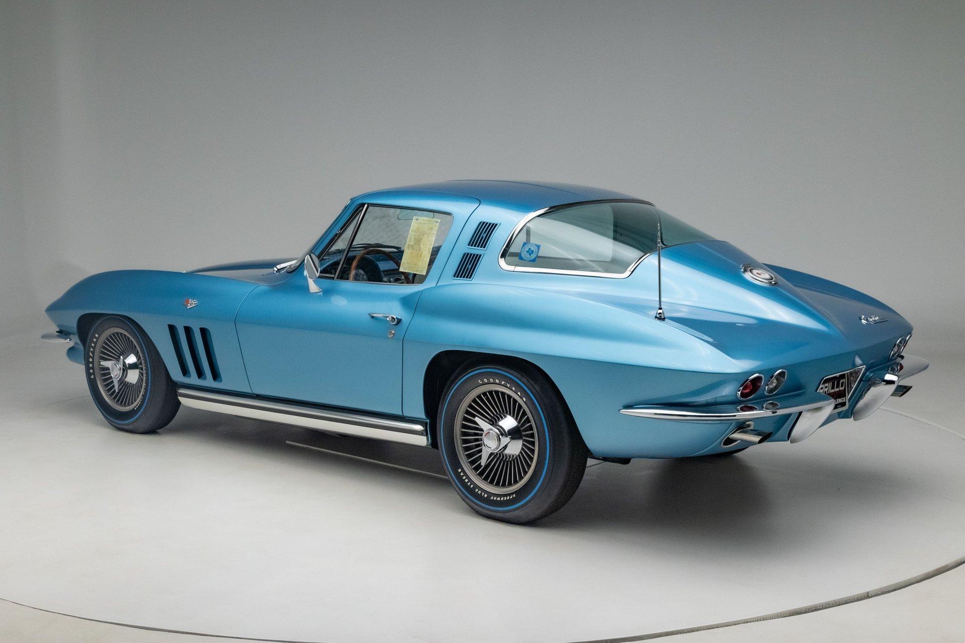 1965 Chevrolet Corvette 30
