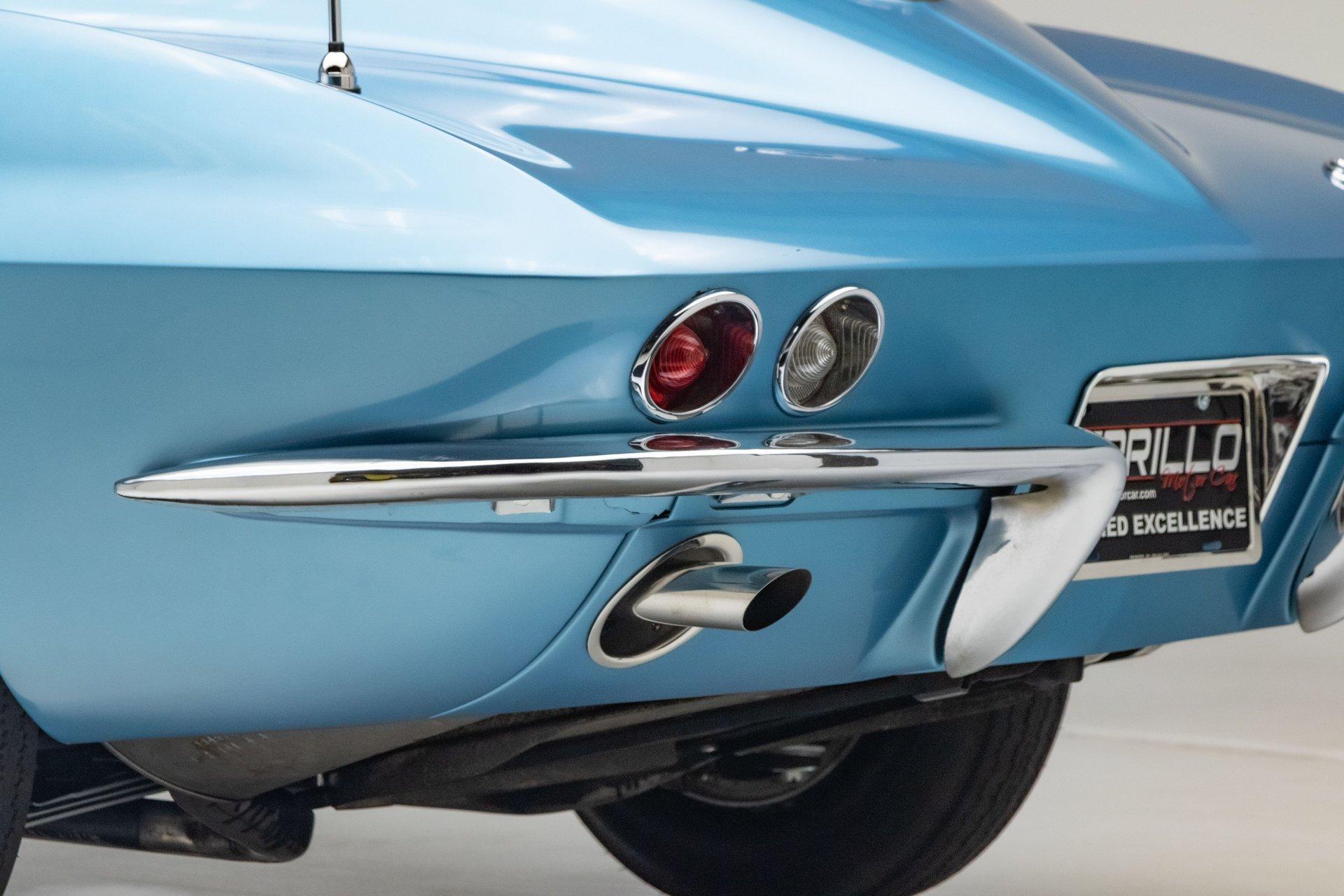 1965 Chevrolet Corvette 35