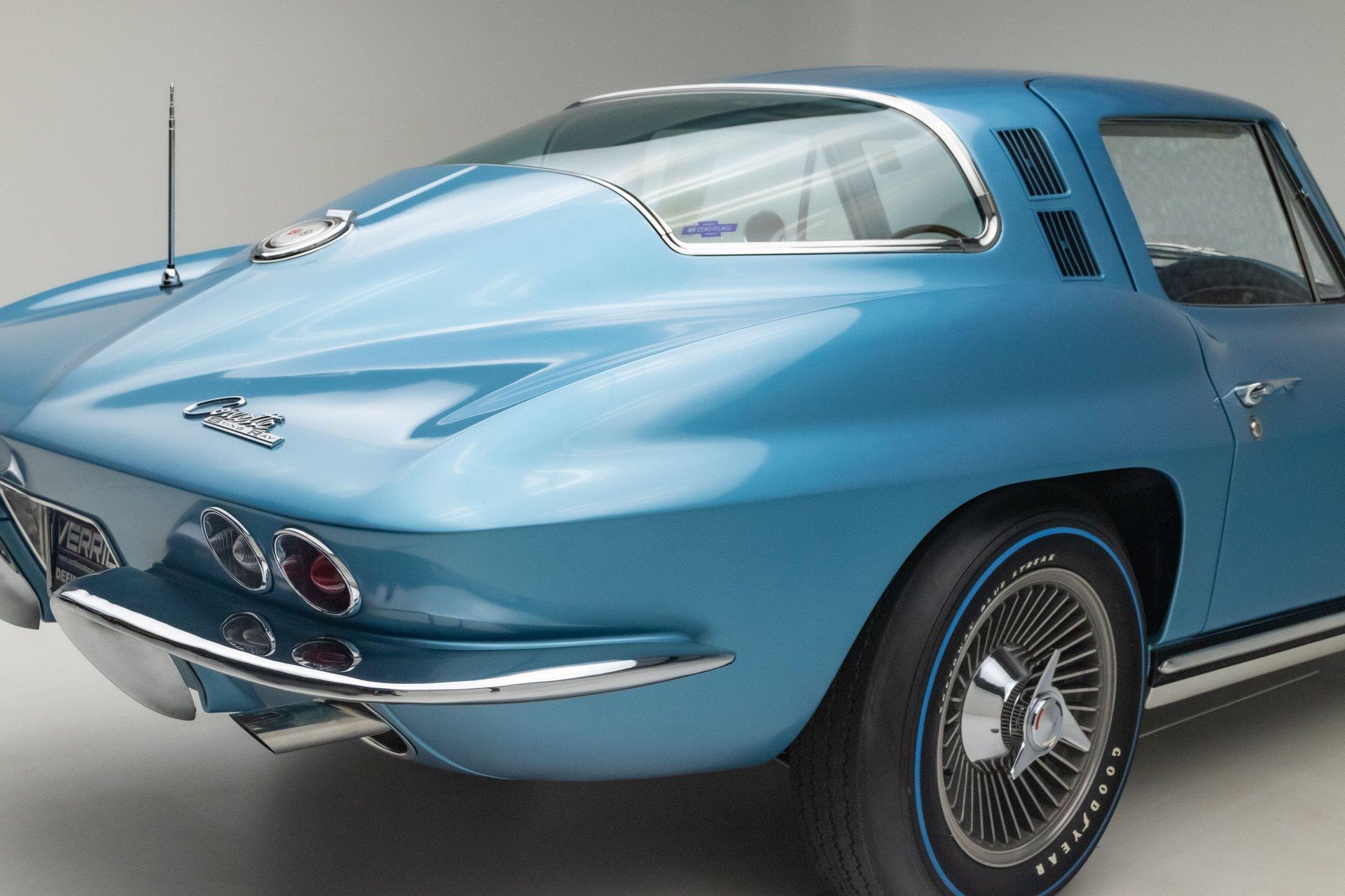1965 Chevrolet Corvette 46