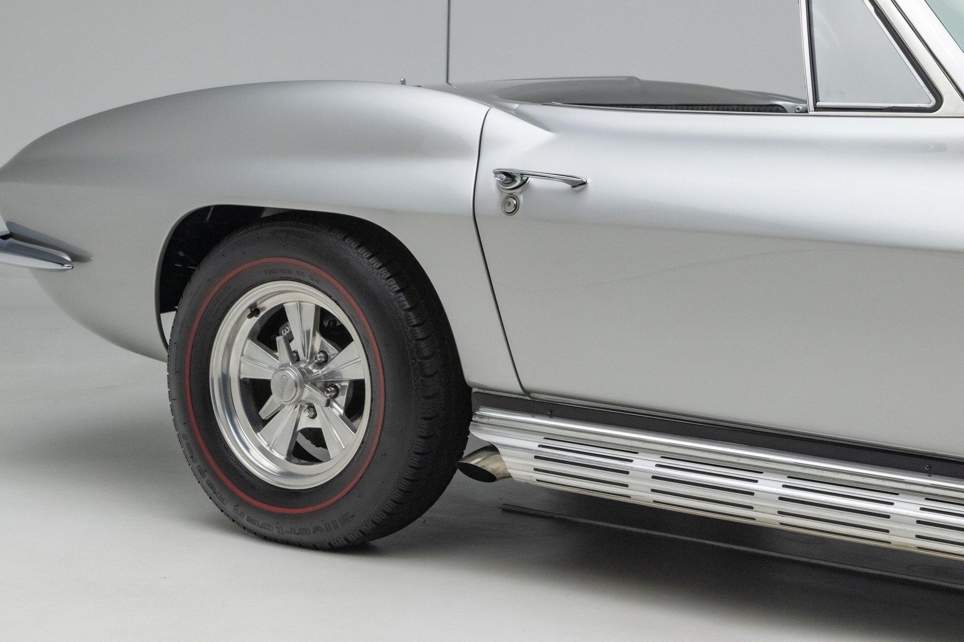 1964 Chevrolet Corvette 20