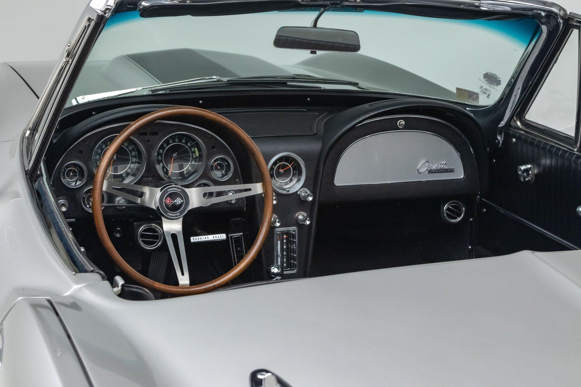 1964 Chevrolet Corvette 32