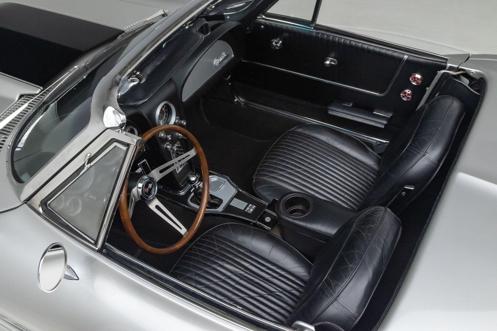 1964 Chevrolet Corvette 33