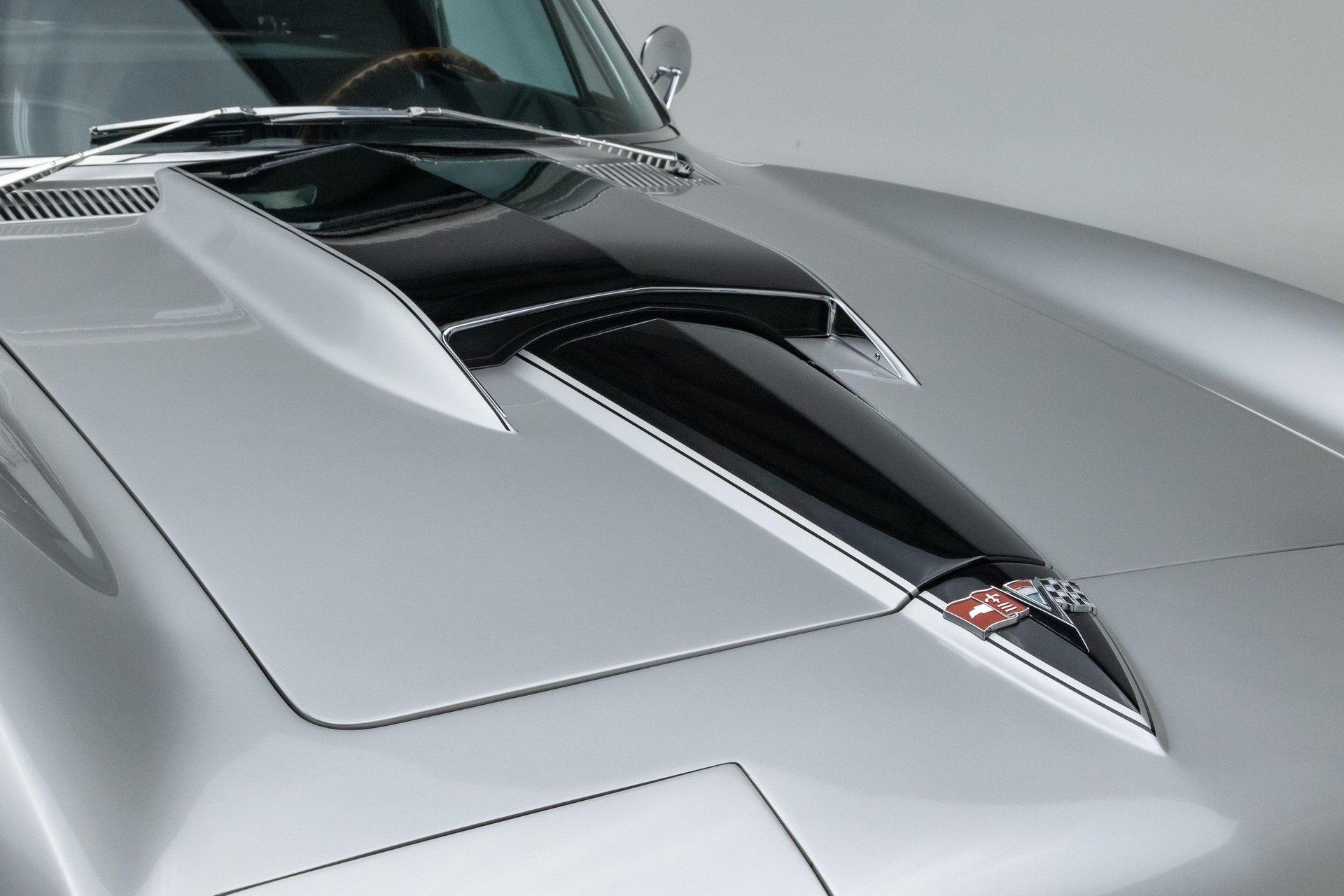 1964 Chevrolet Corvette 9
