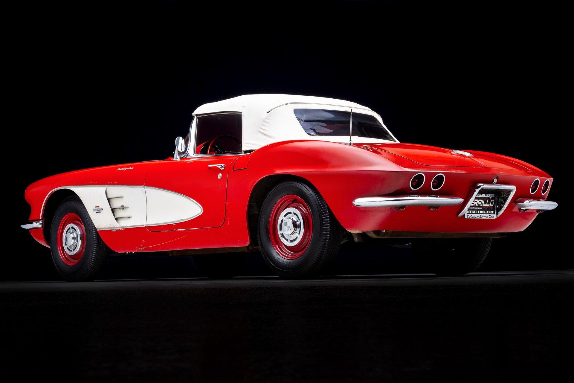 1961 Chevrolet Corvette 20