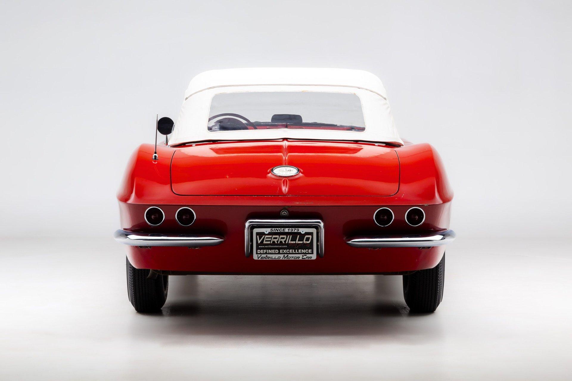 1961 Chevrolet Corvette 47