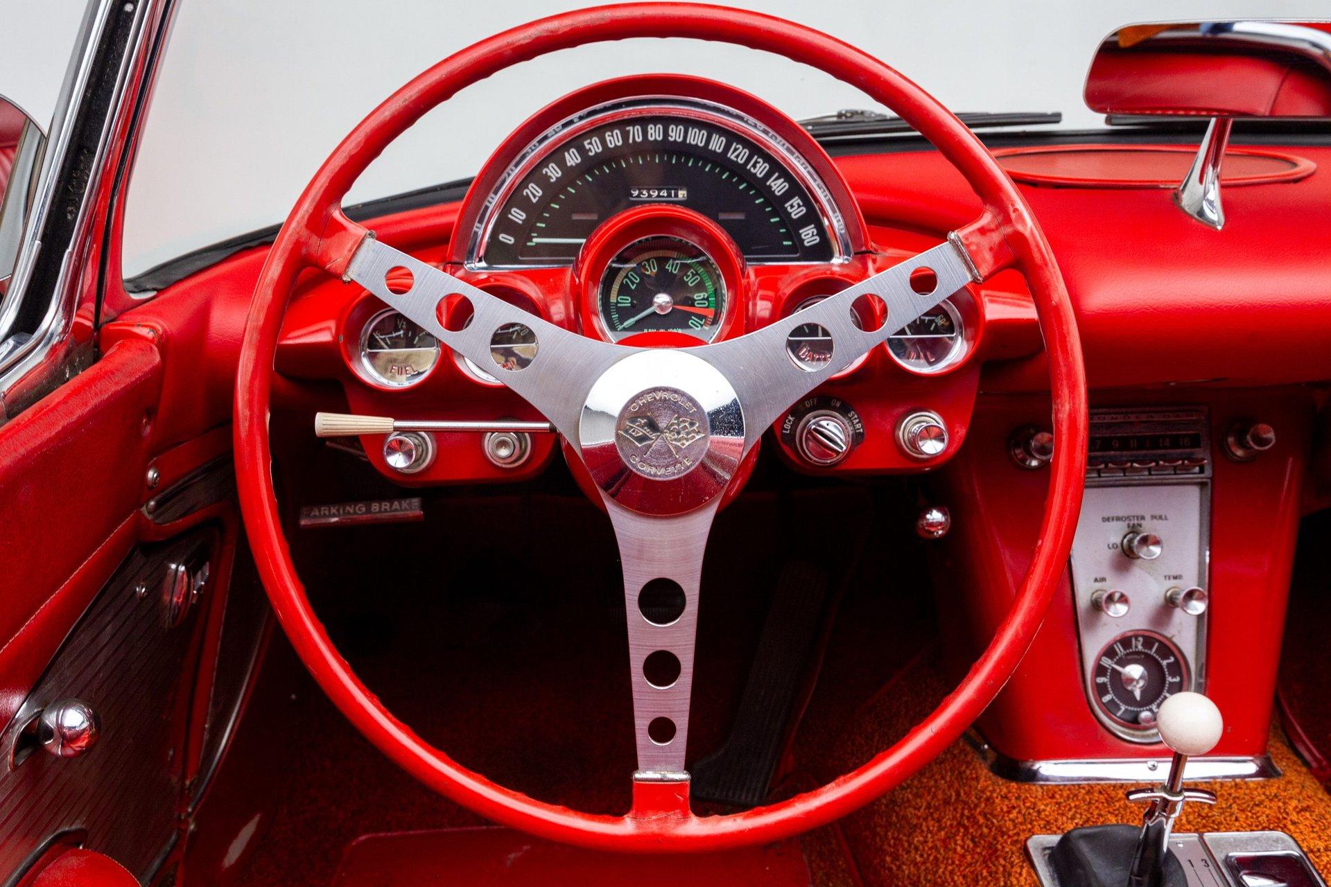 1961 Chevrolet Corvette 6