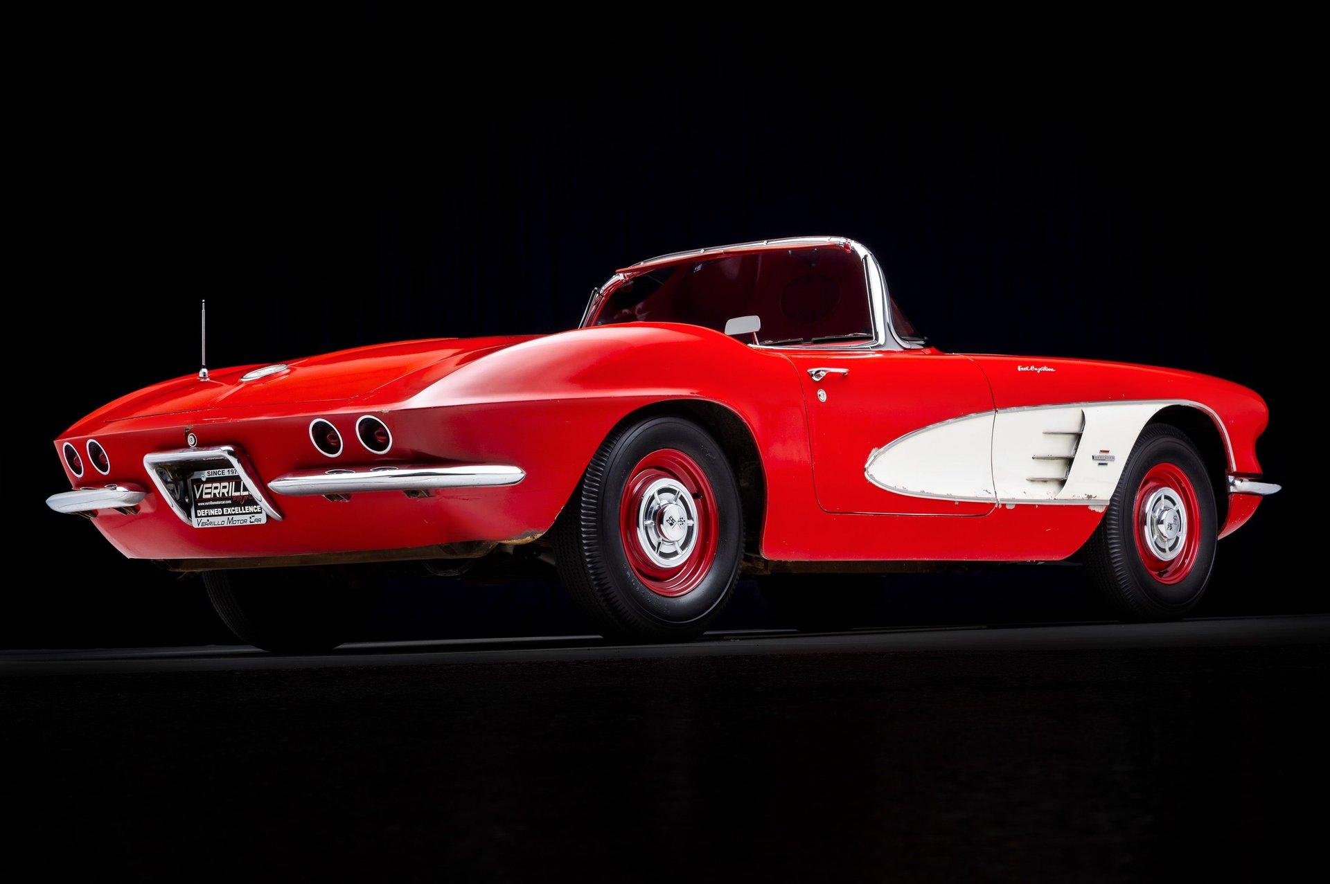 1961 Chevrolet Corvette 8