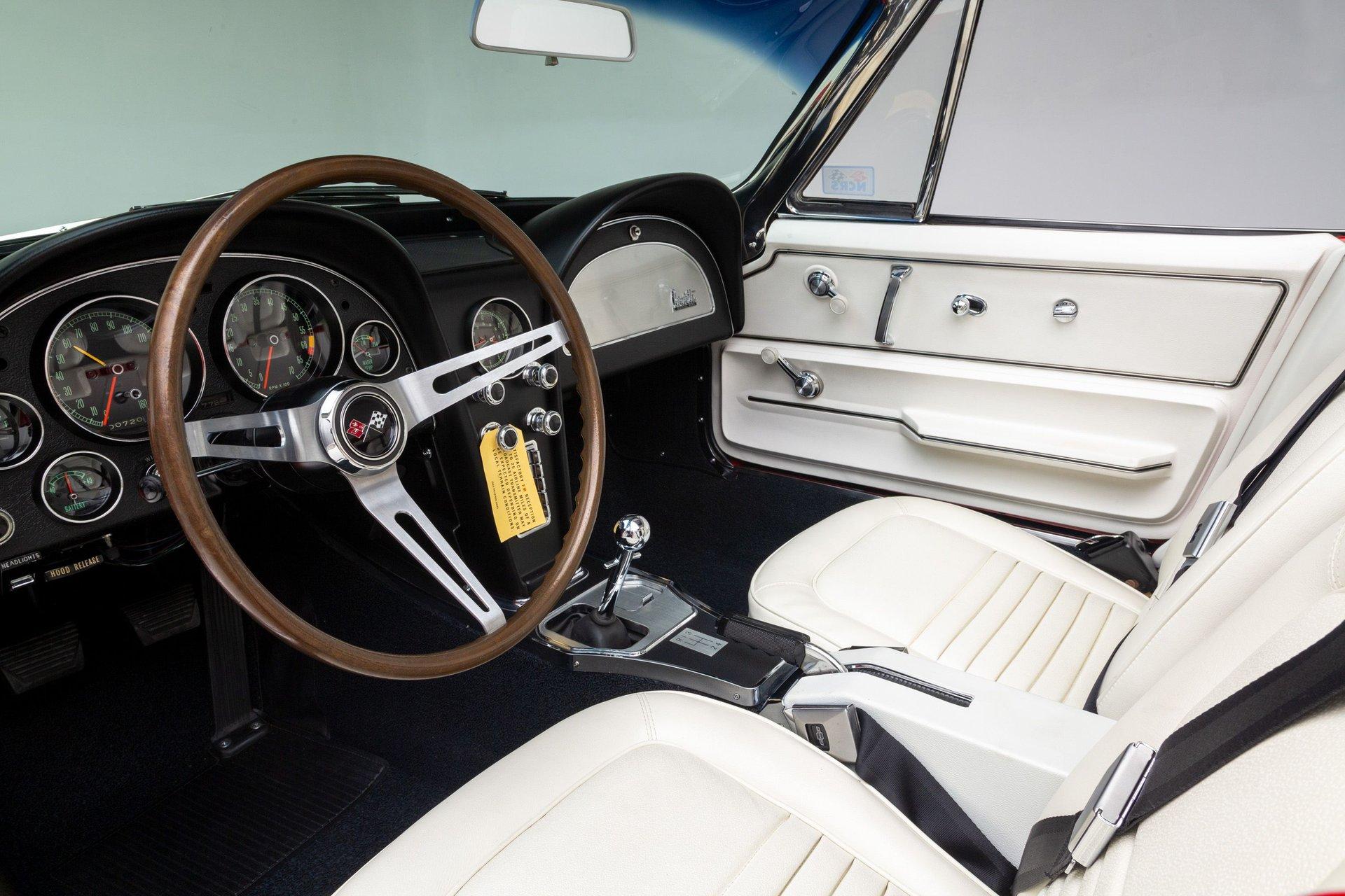 1967 Chevrolet Corvette 43