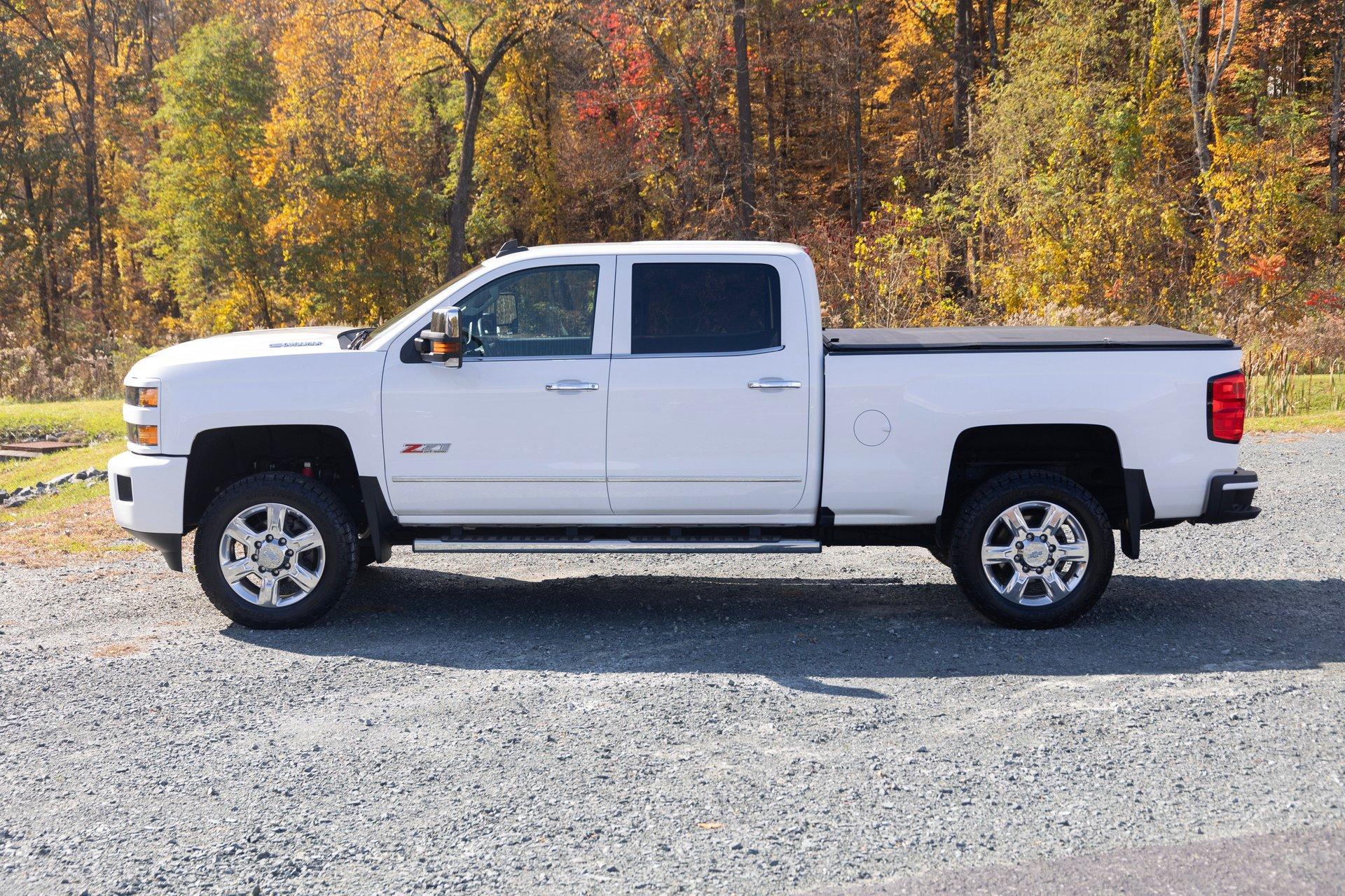 2017 Chevrolet Silverado 2500HD 16