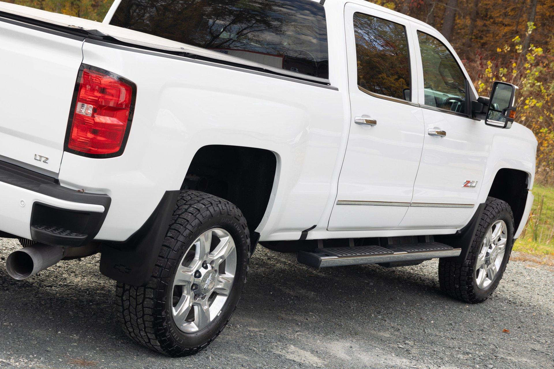 2017 Chevrolet Silverado 2500HD 174