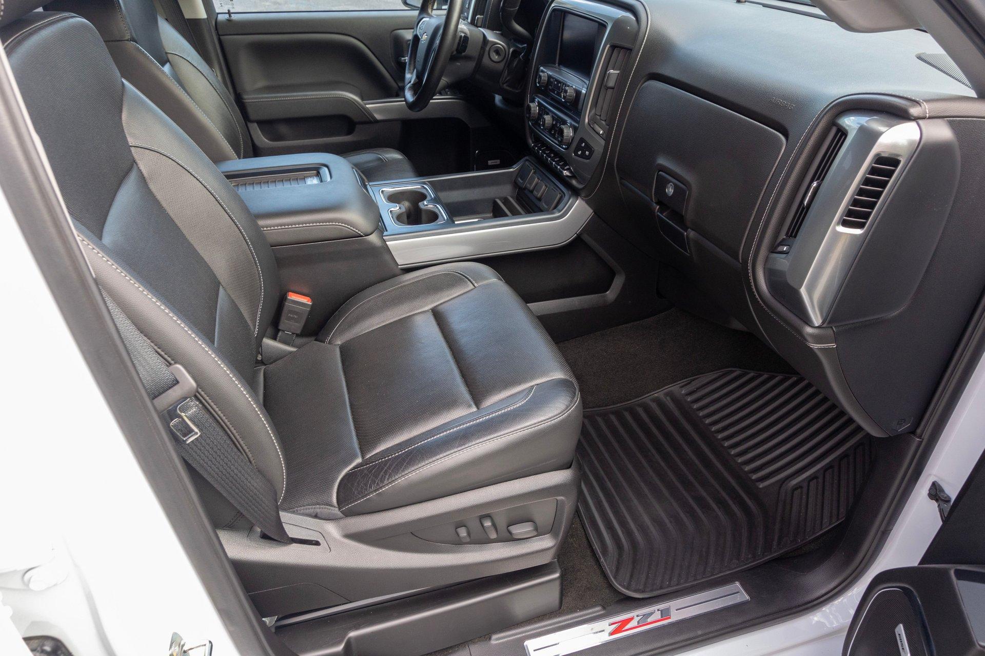 2017 Chevrolet Silverado 2500HD 35