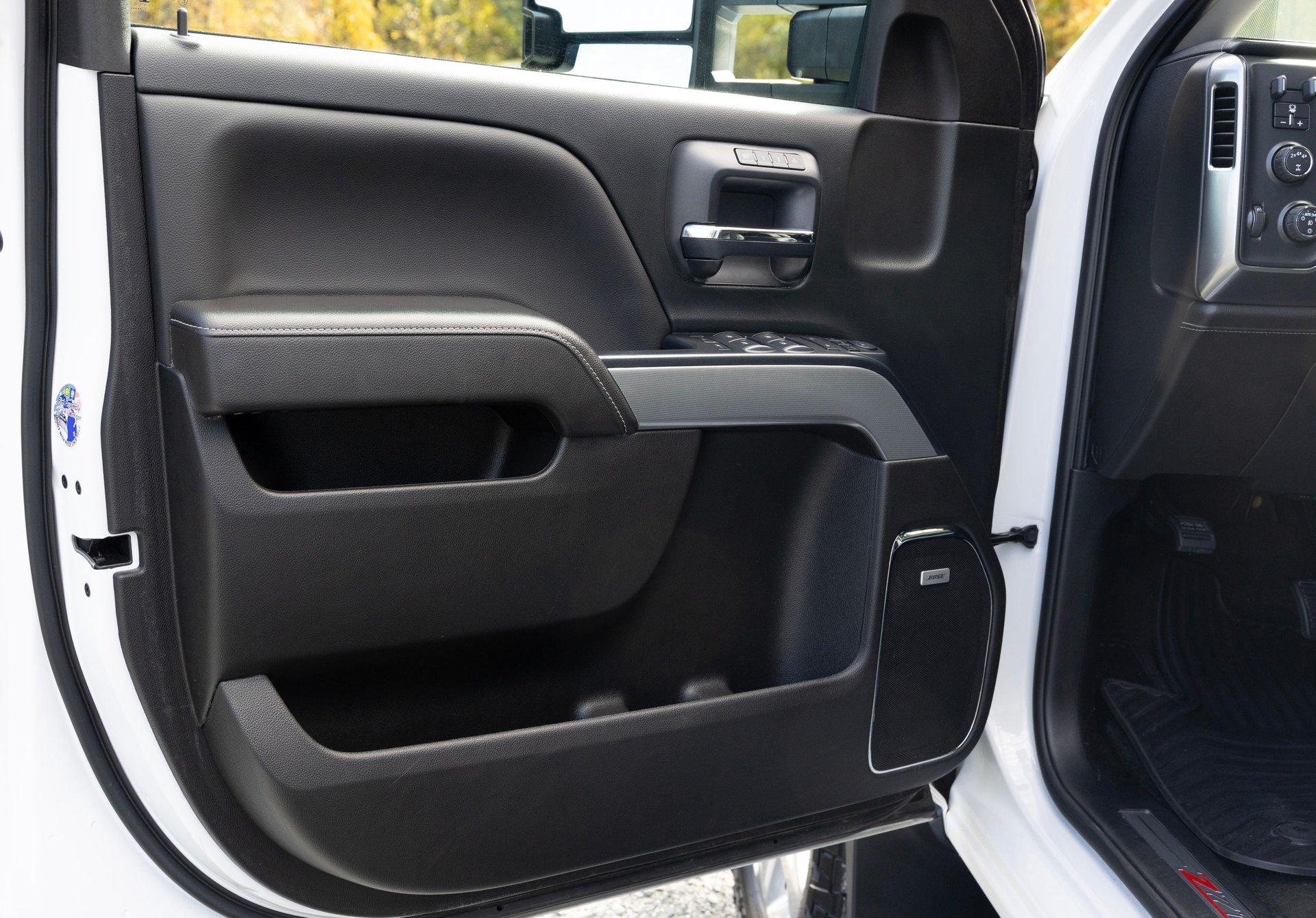 2017 Chevrolet Silverado 2500HD 41