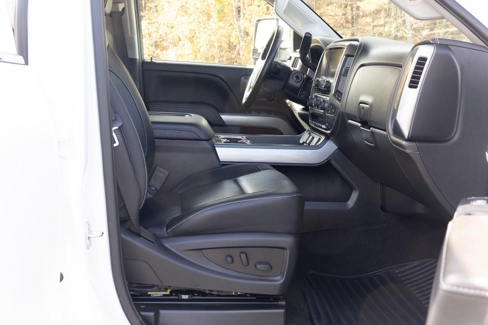 2017 Chevrolet Silverado 2500HD 58