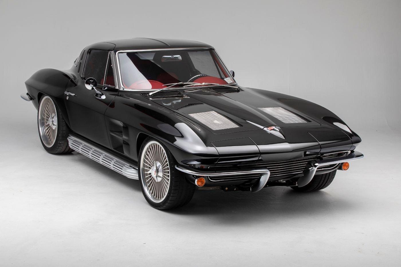 1963 Chevrolet Corvette 12