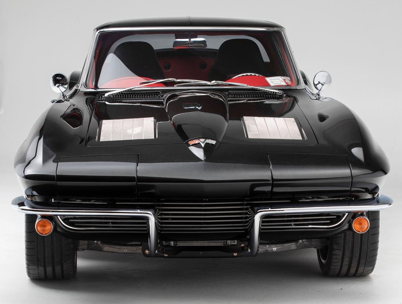 1963 Chevrolet Corvette 13