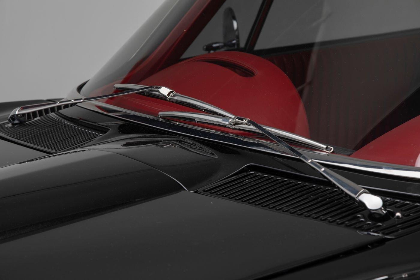1963 Chevrolet Corvette 29