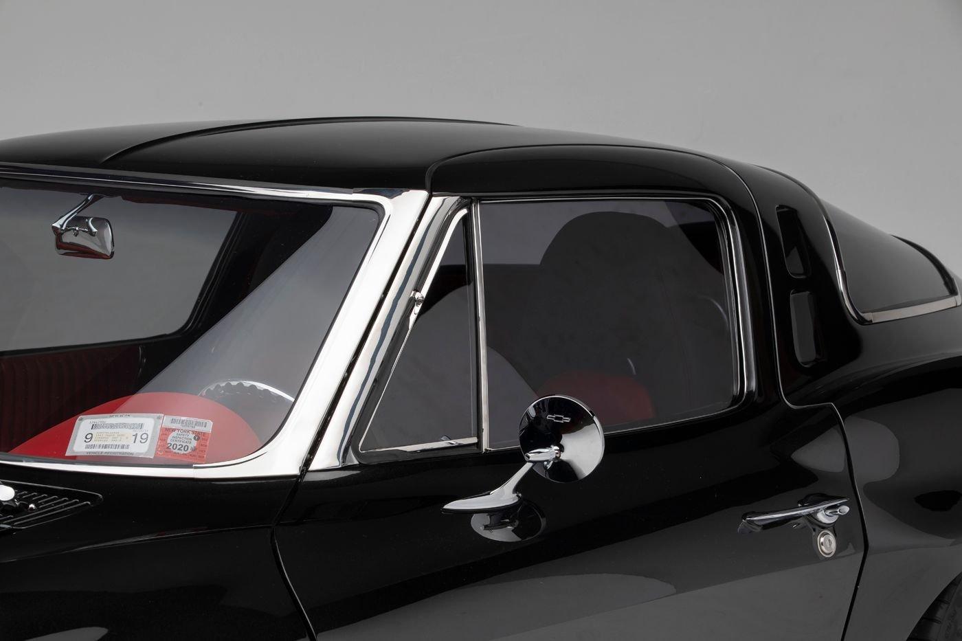 1963 Chevrolet Corvette 30