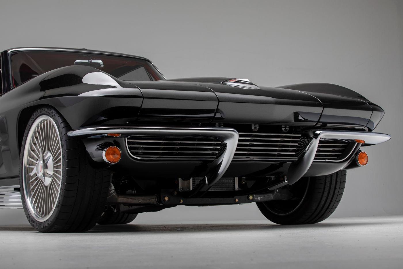 1963 Chevrolet Corvette 33