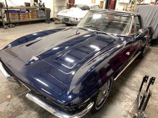 1964 Chevrolet Corvette 4