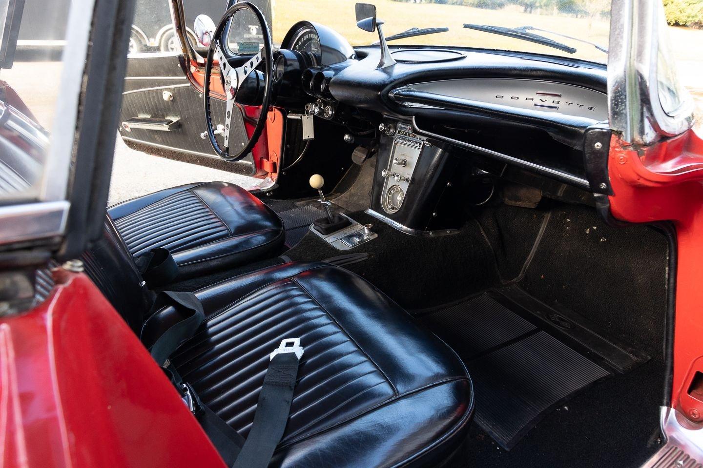 1962 Chevrolet Corvette 17
