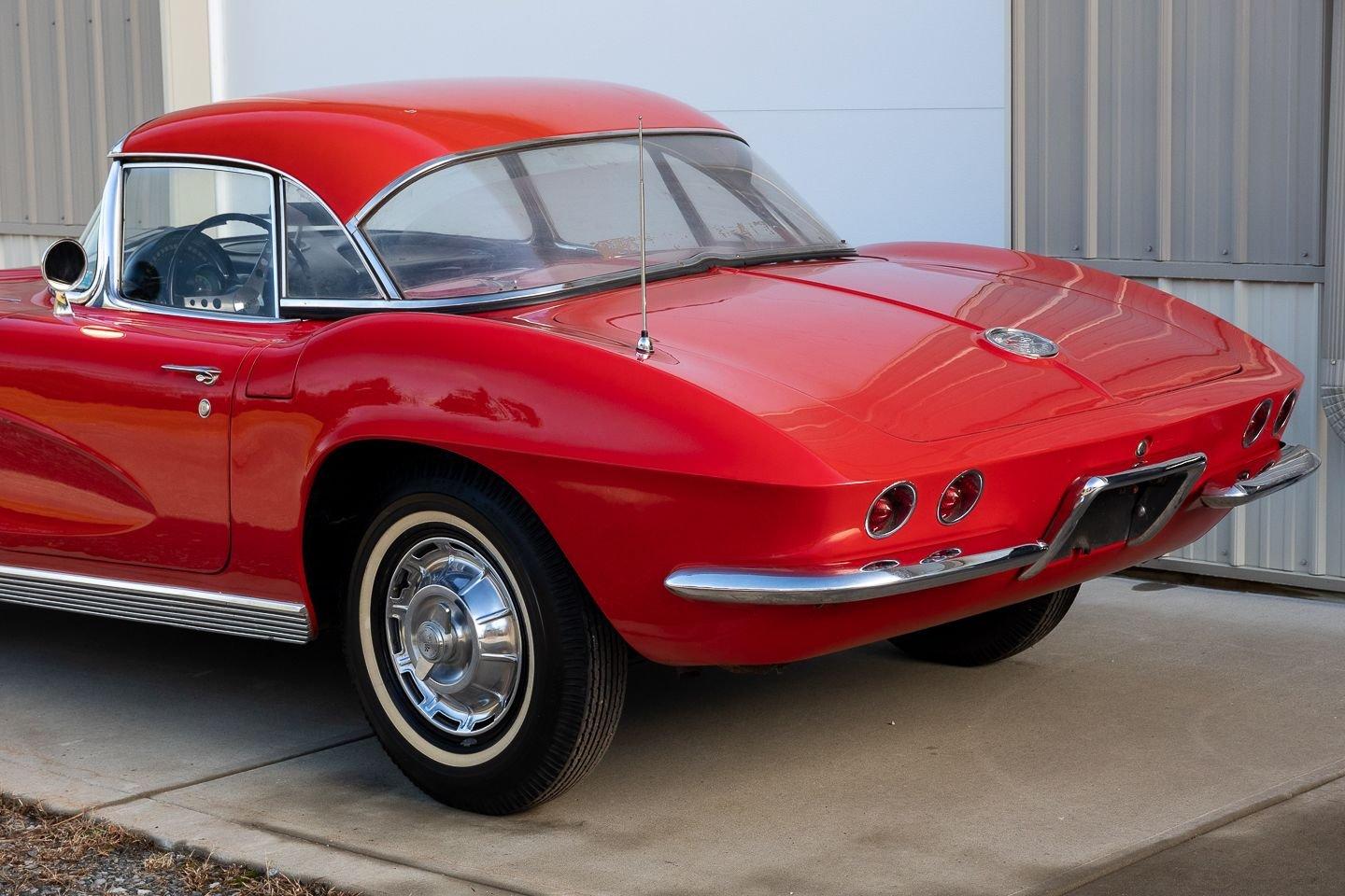 1962 Chevrolet Corvette 31