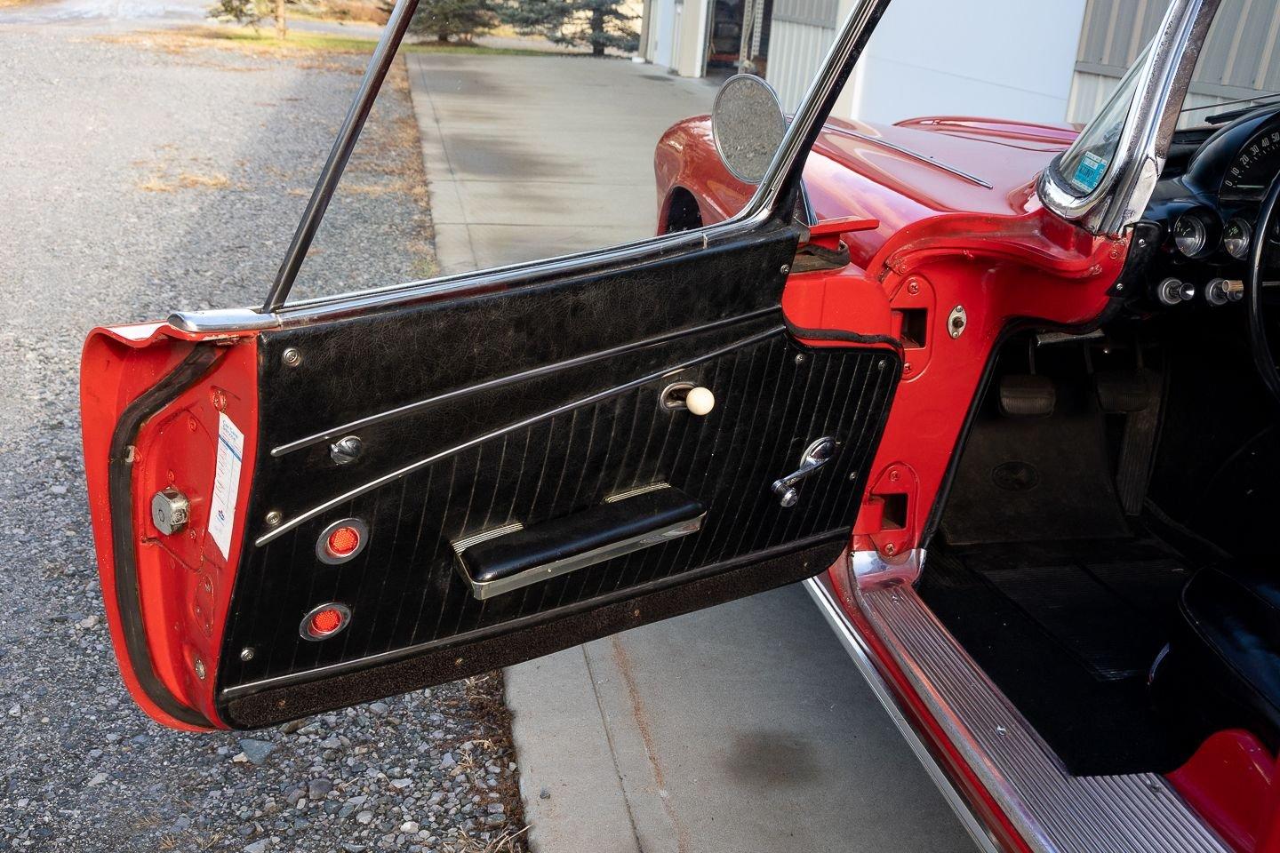 1962 Chevrolet Corvette 44
