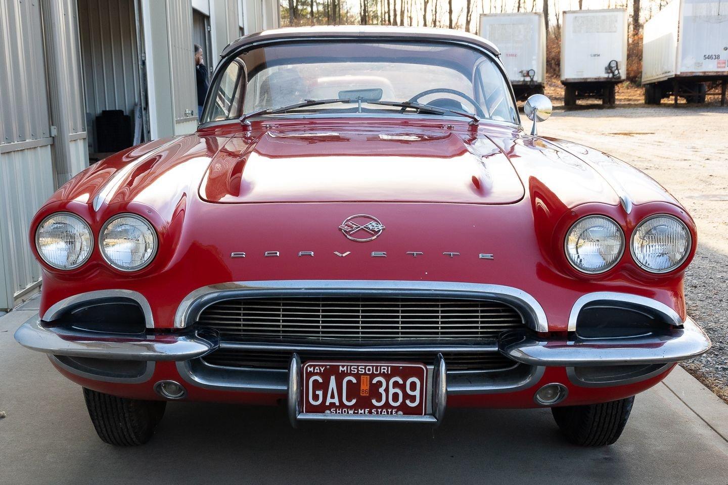 1962 Chevrolet Corvette 4