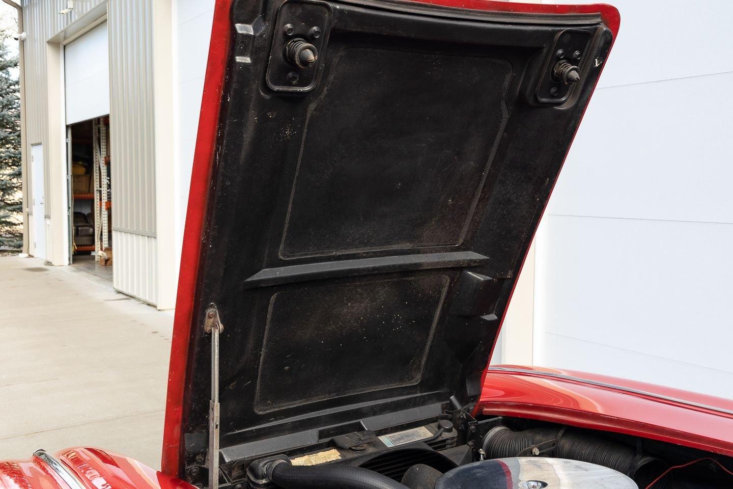 1962 Chevrolet Corvette 73