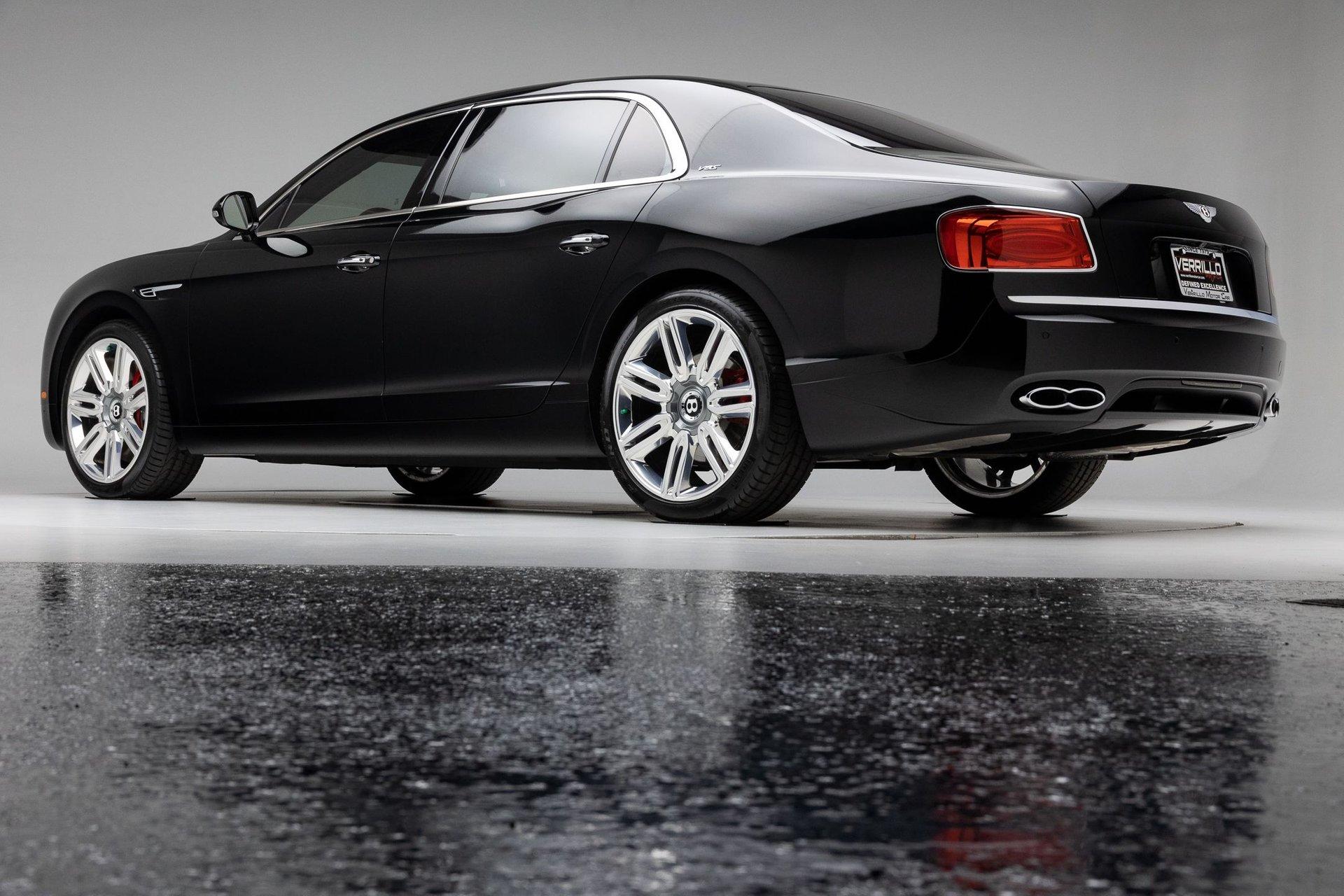 2018 Bentley Flying Spur 32