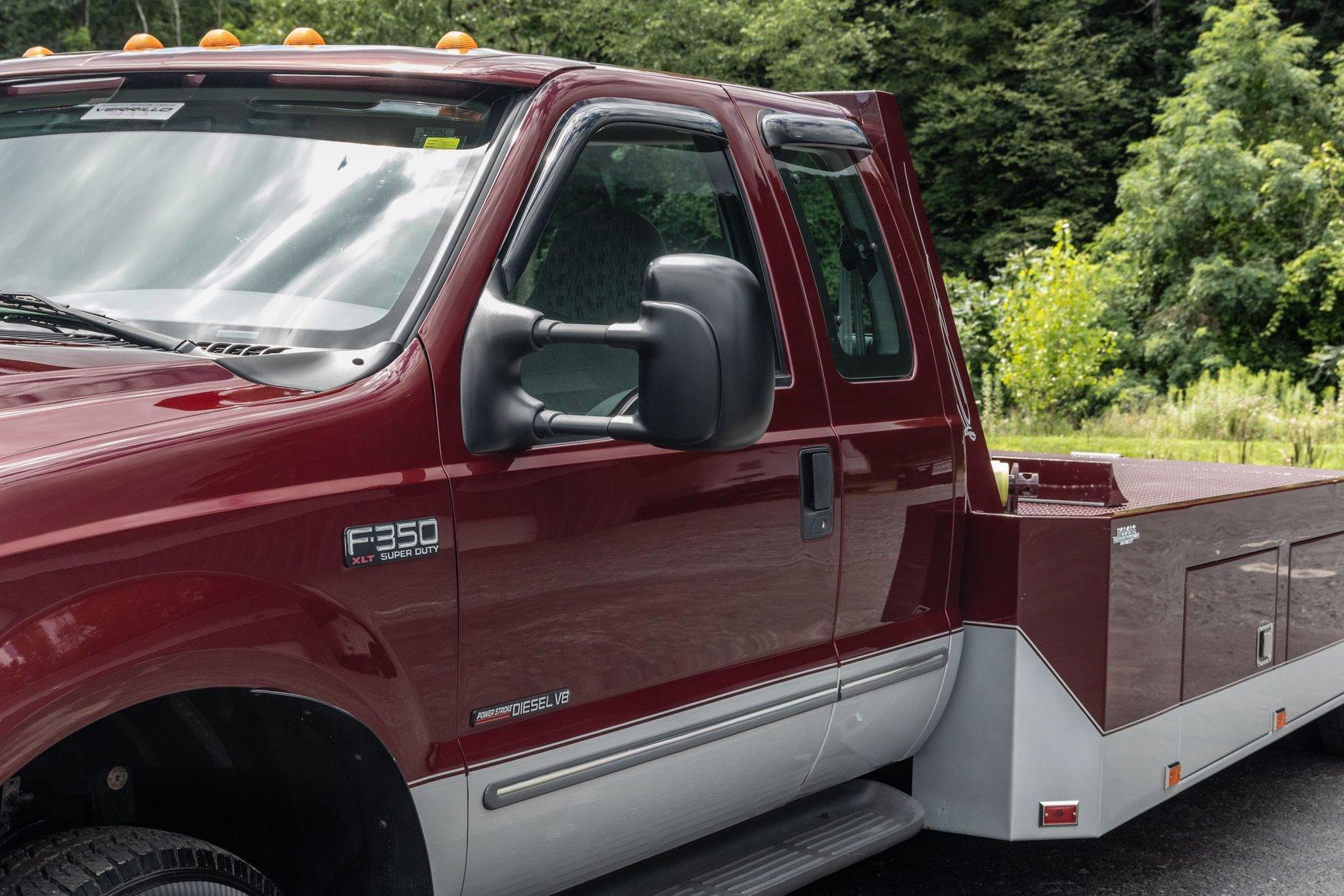 1999 Ford Super Duty F-350 DRW 90