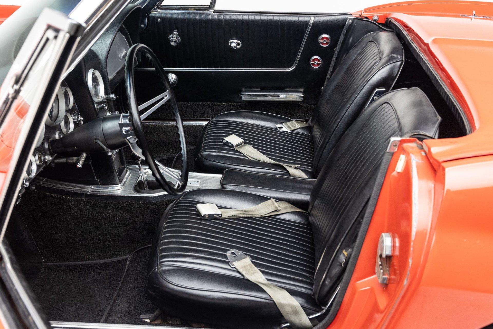 1963 Chevrolet Corvette 23