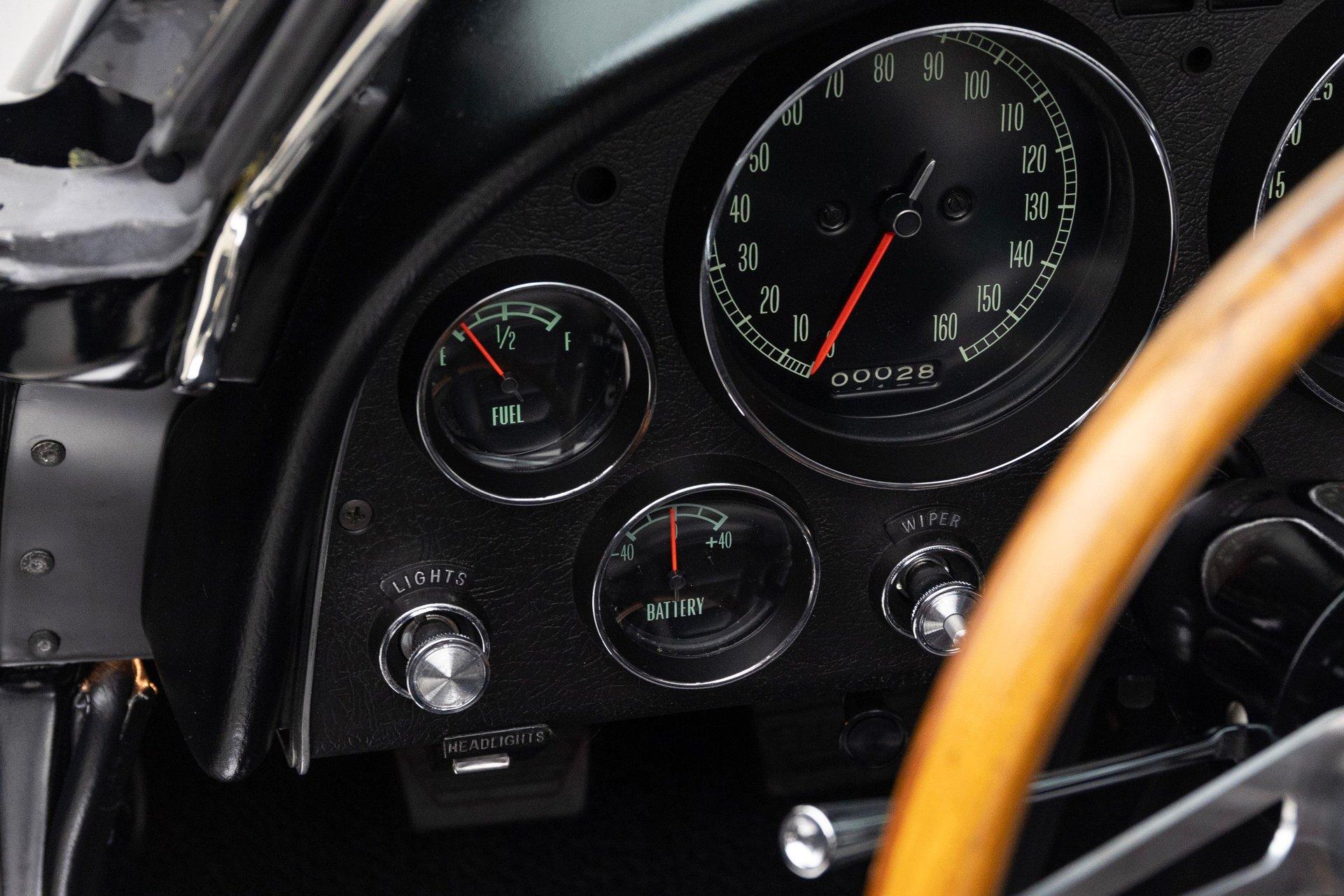 1965 Chevrolet Corvette 119