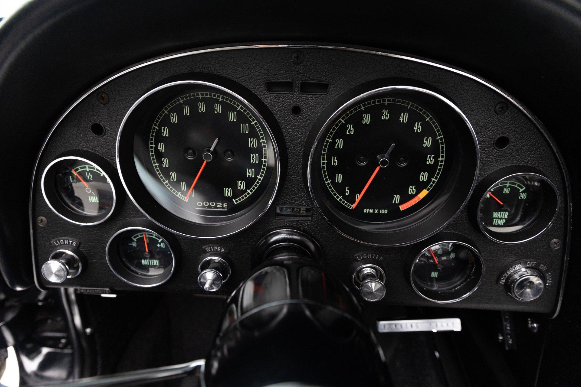 1965 Chevrolet Corvette 131