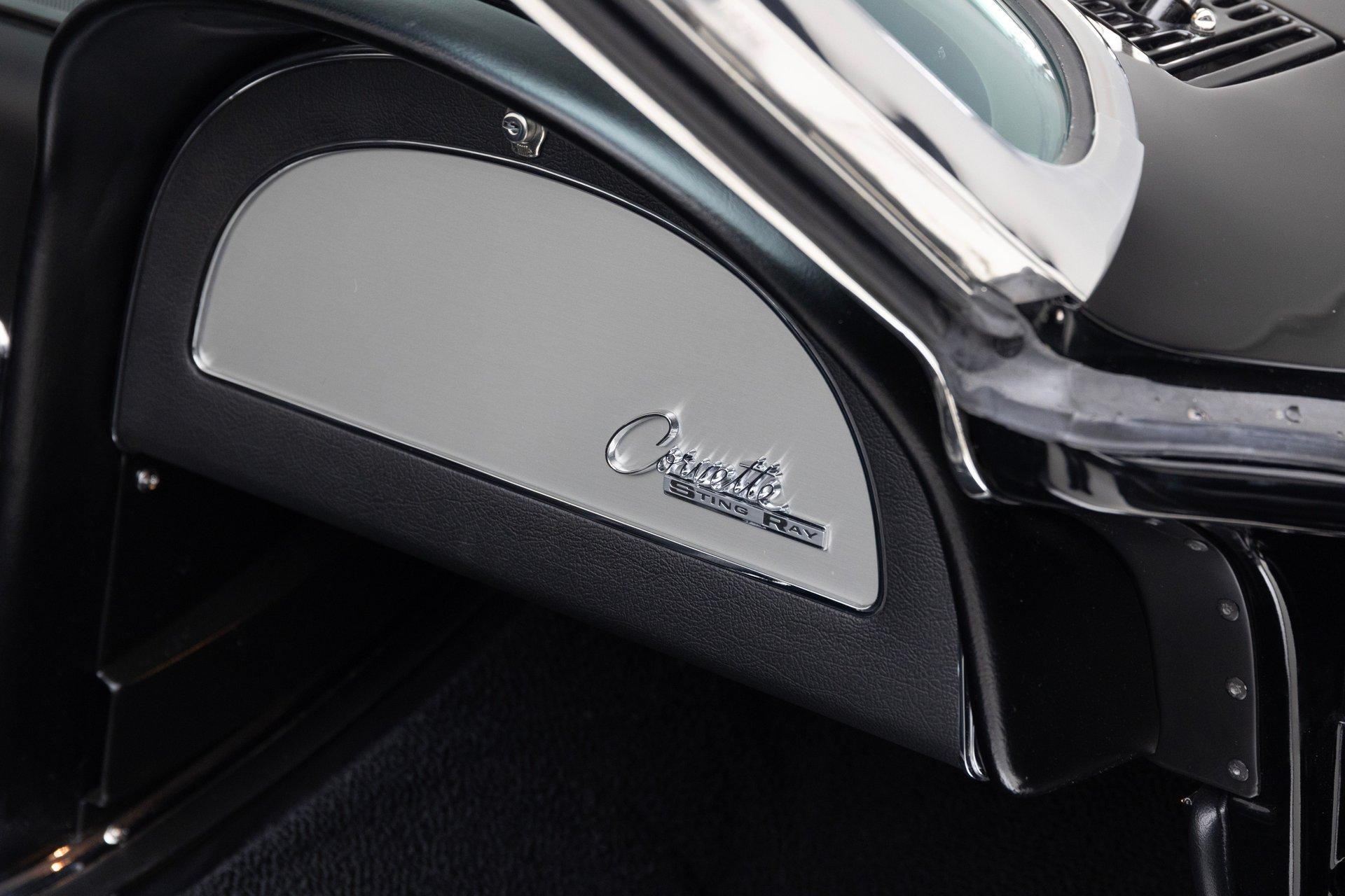 1965 Chevrolet Corvette 139