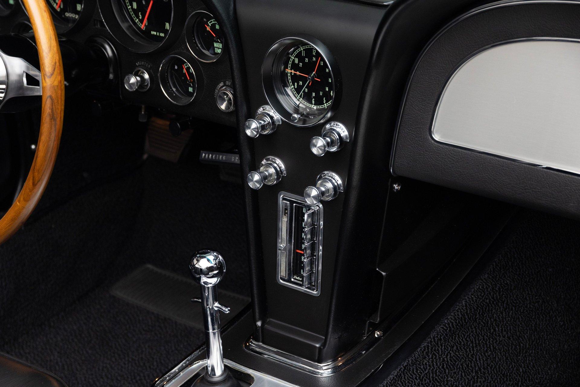 1965 Chevrolet Corvette 148